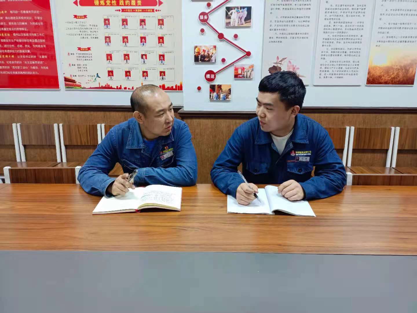 聚力“五項工程” 培養卓越人才 聚力“五項工程” 培養卓越人才