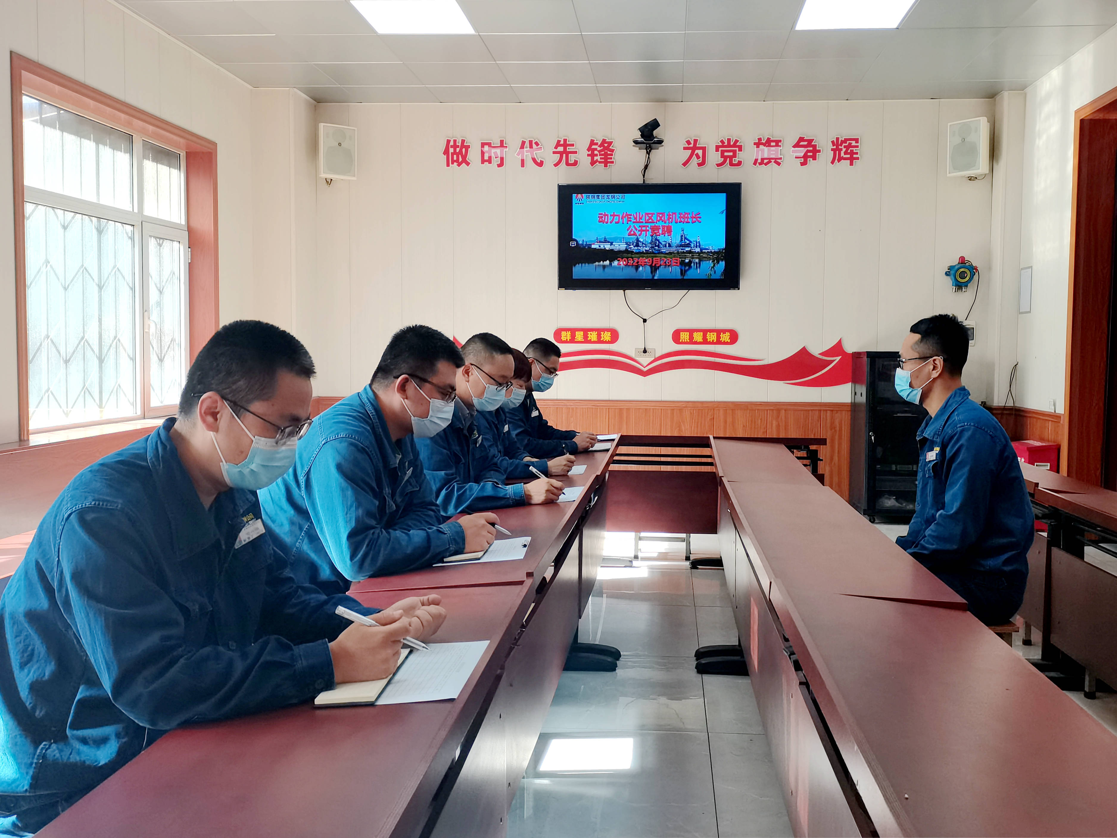 讓青年人才有為有位有舞臺 讓青年人才有為有位有舞臺