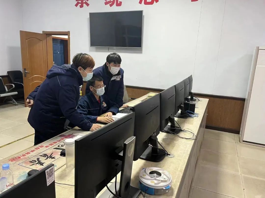 綻放青春風采 互鑒互學共進 綻放青春風采 互鑒互學共進