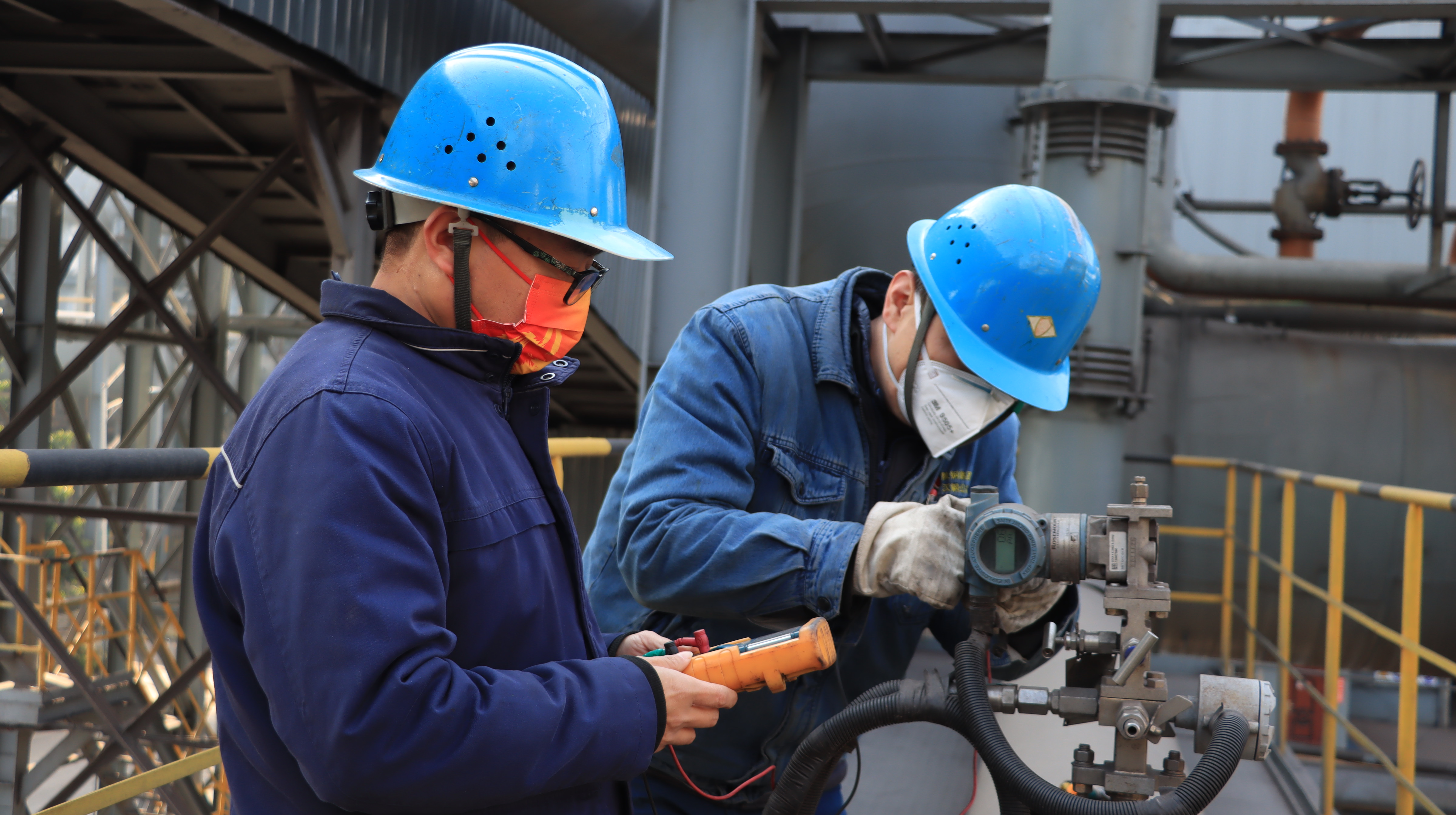 “精準(zhǔn)培植”讓青年人才“破土飄香” “精準(zhǔn)培植”讓青年人才“破土飄香”