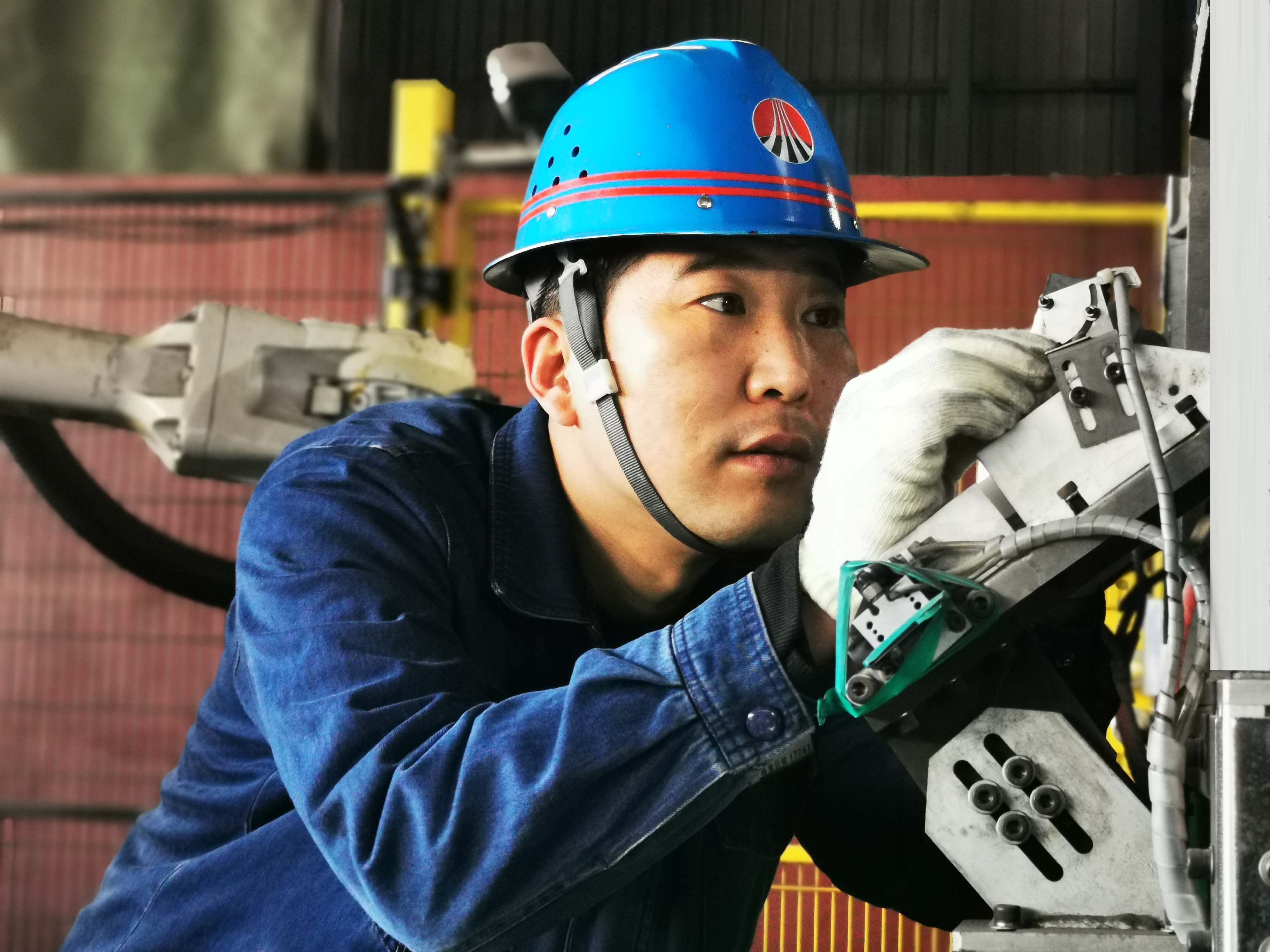 特制“安全套餐” 擰緊復(fù)工復(fù)產(chǎn)“安全閥” 特制“安全套餐” 擰緊復(fù)工復(fù)產(chǎn)“安全閥”