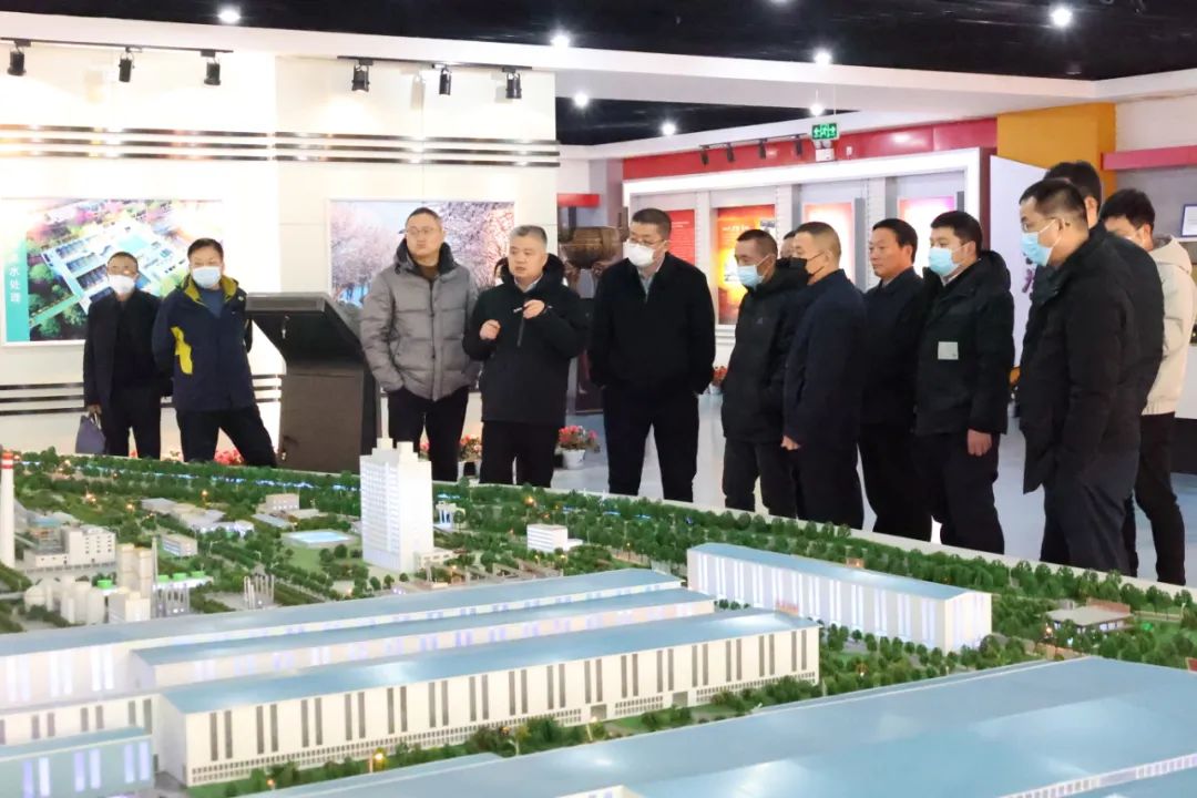 陜西有色冶礦集團黨委書記、董事長李忠民一行到陜鋼集團漢鋼公司交流座談 陜西有色冶礦集團黨委書記、董事長李忠民一行到陜鋼集團漢鋼公司交流座談