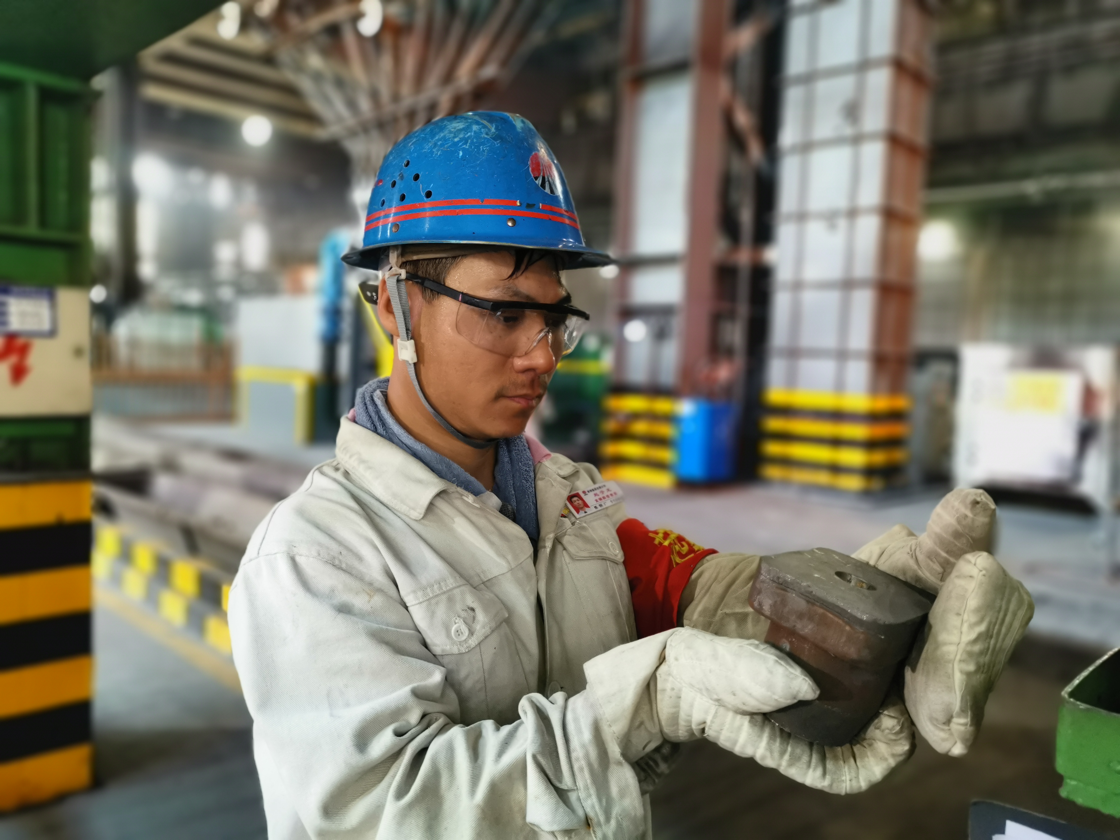 精打細算 破解一線“降本密碼” 精打細算 破解一線“降本密碼”