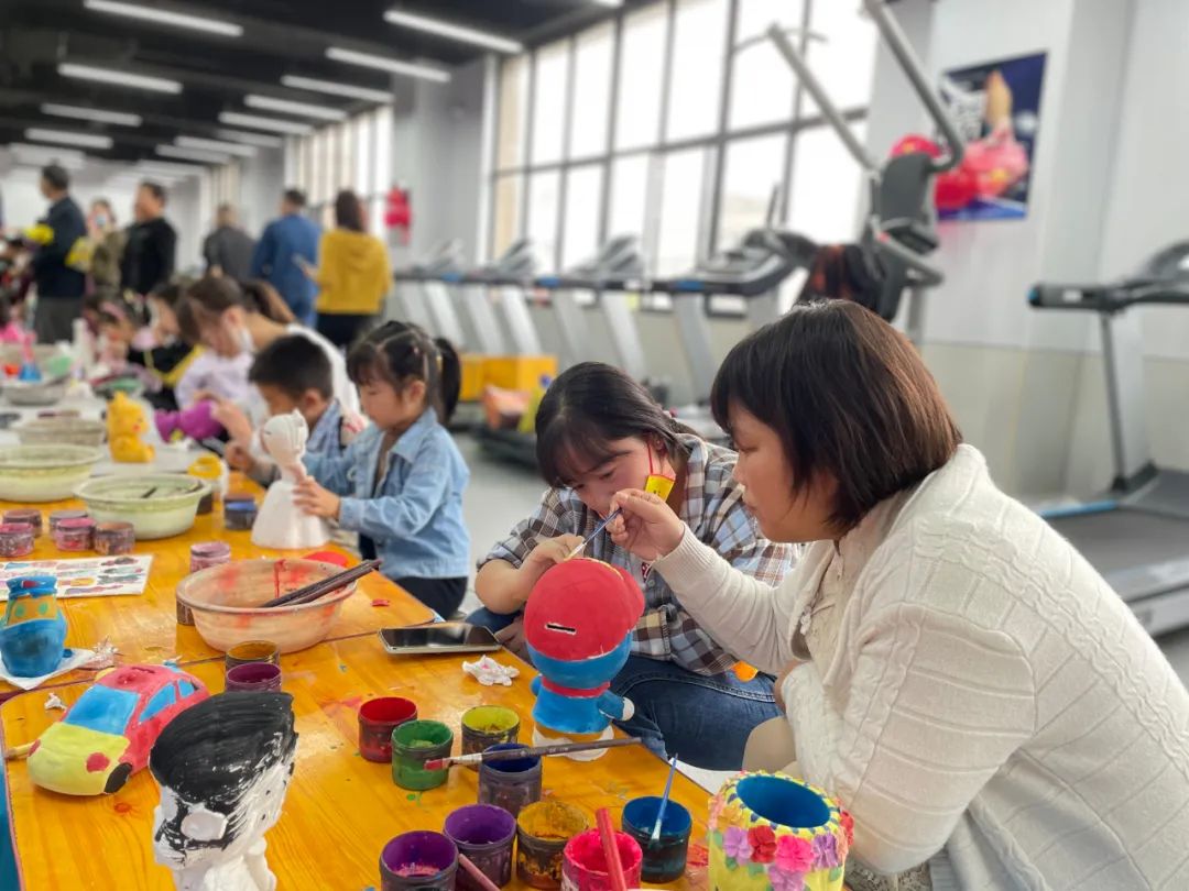 服務陣地“遍地開花”,職工活動“錦上添花” 服務陣地“遍地開花”,職工活動“錦上添花”