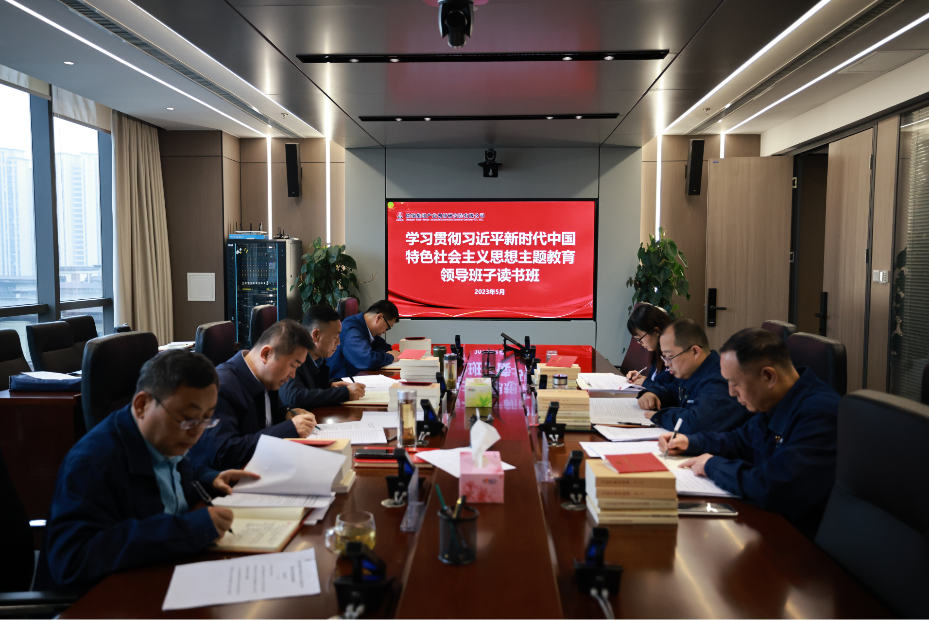 創(chuàng)新研究院:聚焦“學思踐悟” 一體推進主題教育走深走實 創(chuàng)新研究院:聚焦“學思踐悟” 一體推進主題教育走深走實