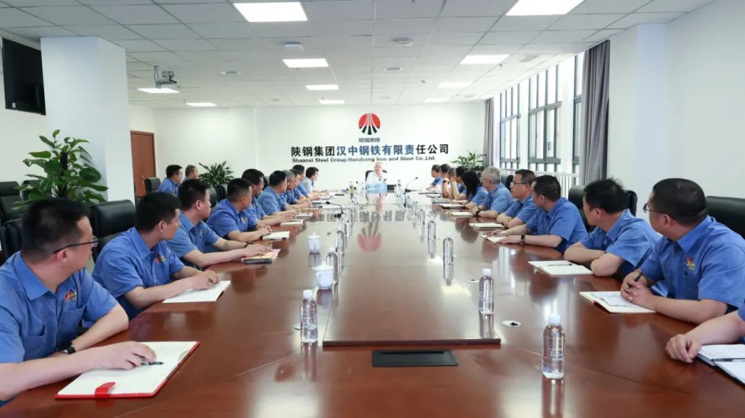 楊海峰深入漢鋼公司包聯(lián)黨支部講授主題教育專(zhuān)題黨課 楊海峰深入漢鋼公司包聯(lián)黨支部講授主題教育專(zhuān)題黨課