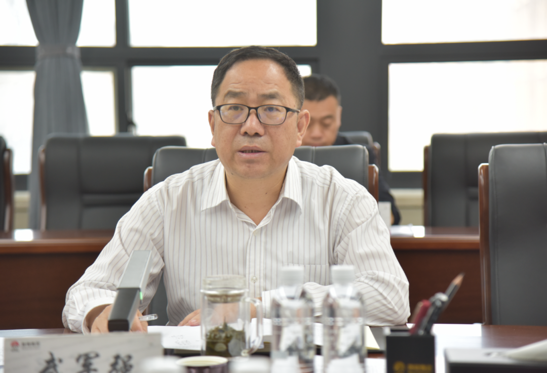 陜鋼集團召開學習貫徹習近平新時代中國特色社會主義思想主題教育黨委理論學習中心組研討會議 陜鋼集團召開學習貫徹習近平新時代中國特色社會主義思想主題教育黨委理論學習中心組研討會議