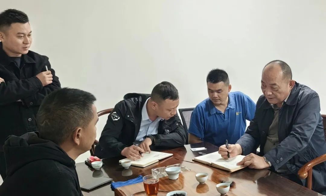 創新研究院黨委扎實推進主題教育 用行動描繪“發展之路” 創新研究院黨委扎實推進主題教育 用行動描繪“發展之路”