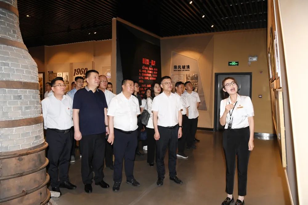 陜煤集團戰略規劃部到龍鋼公司開展主題教育工作專題調研 陜煤集團戰略規劃部到龍鋼公司開展主題教育工作專題調研