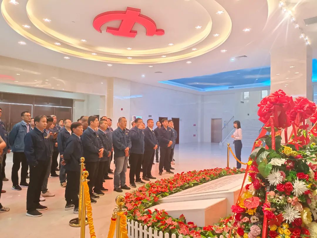 龍鋼集團西鋼公司黨委開展“凝心鑄魂學思想 實干擔當建新功”紅色研學主題黨日系列活動 龍鋼集團西鋼公司黨委開展“凝心鑄魂學思想 實干擔當建新功”紅色研學主題黨日系列活動