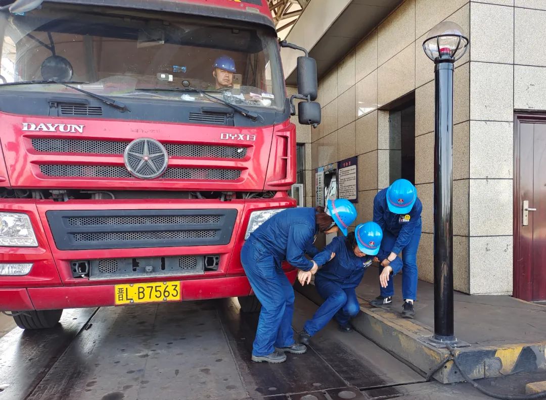 讓“零違章”成為一種工作習慣 讓“零違章”成為一種工作習慣