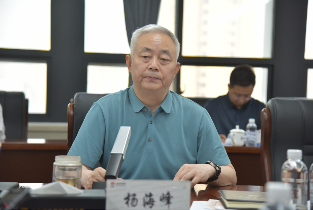 陜鋼集團召開學習貫徹習近平新時代中國特色社會主義思想主題教育黨委理論學習中心組研討會議 陜鋼集團召開學習貫徹習近平新時代中國特色社會主義思想主題教育黨委理論學習中心組研討會議