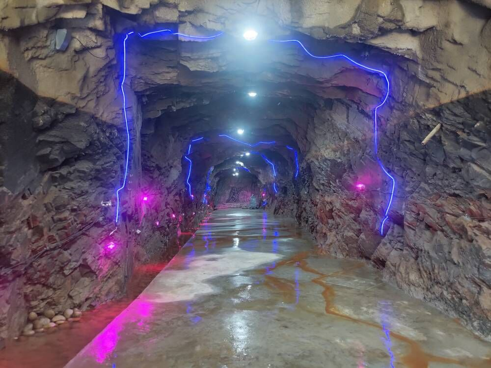 打造硐采遺址景觀 建設綠色礦山 打造硐采遺址景觀 建設綠色礦山