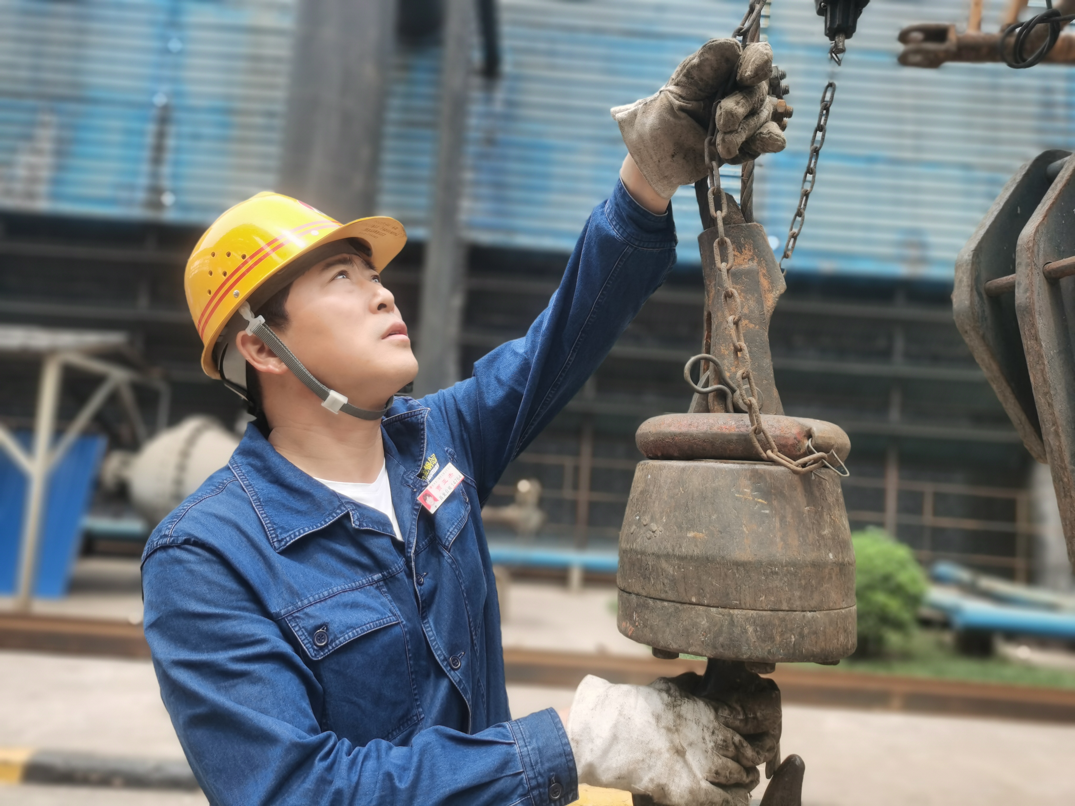在鋼鐵戰線續寫軍旅榮光 在鋼鐵戰線續寫軍旅榮光