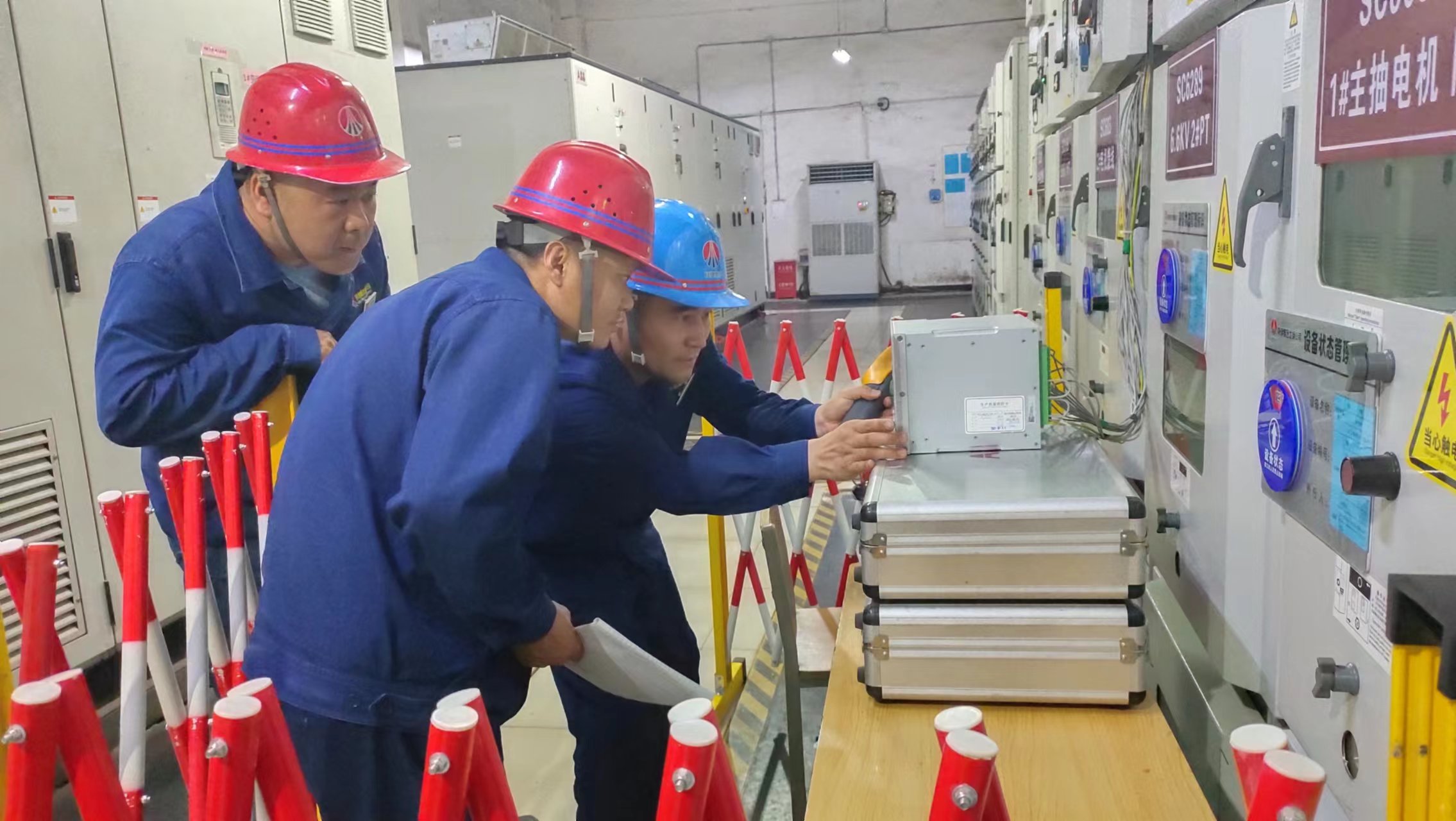 主動靠前 精準(zhǔn)監(jiān)督 為生產(chǎn)經(jīng)營注入“廉動力” 主動靠前 精準(zhǔn)監(jiān)督 為生產(chǎn)經(jīng)營注入“廉動力”