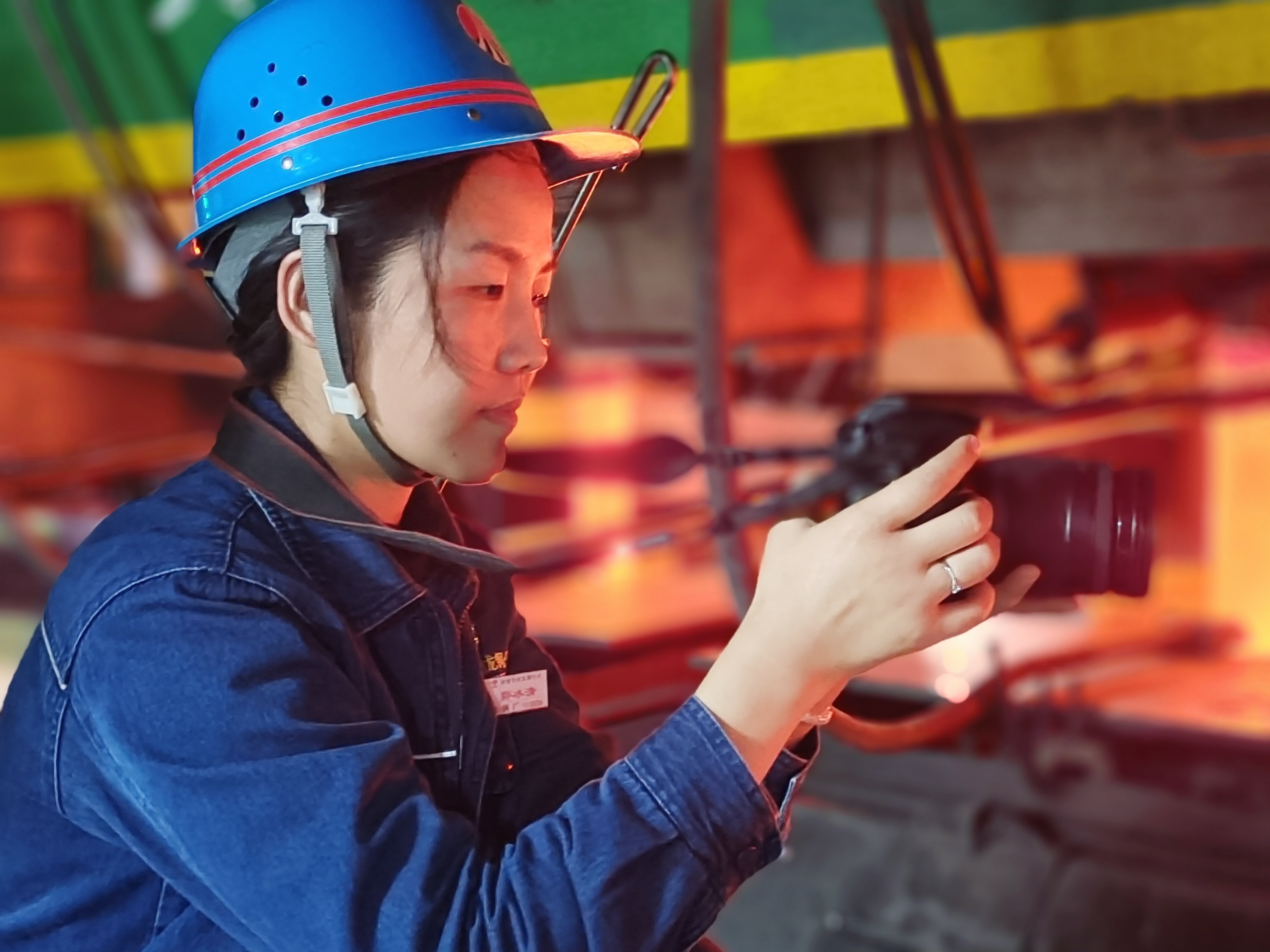 最是書香能致遠(yuǎn) 筆耕不輟綻芳華 ——記陜西省閱讀學(xué)習(xí)成才女職工郭冰清 最是書香能致遠(yuǎn) 筆耕不輟綻芳華 ——記陜西省閱讀學(xué)習(xí)成才女職工郭冰清