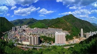 一座山,一座城 一座山,一座城