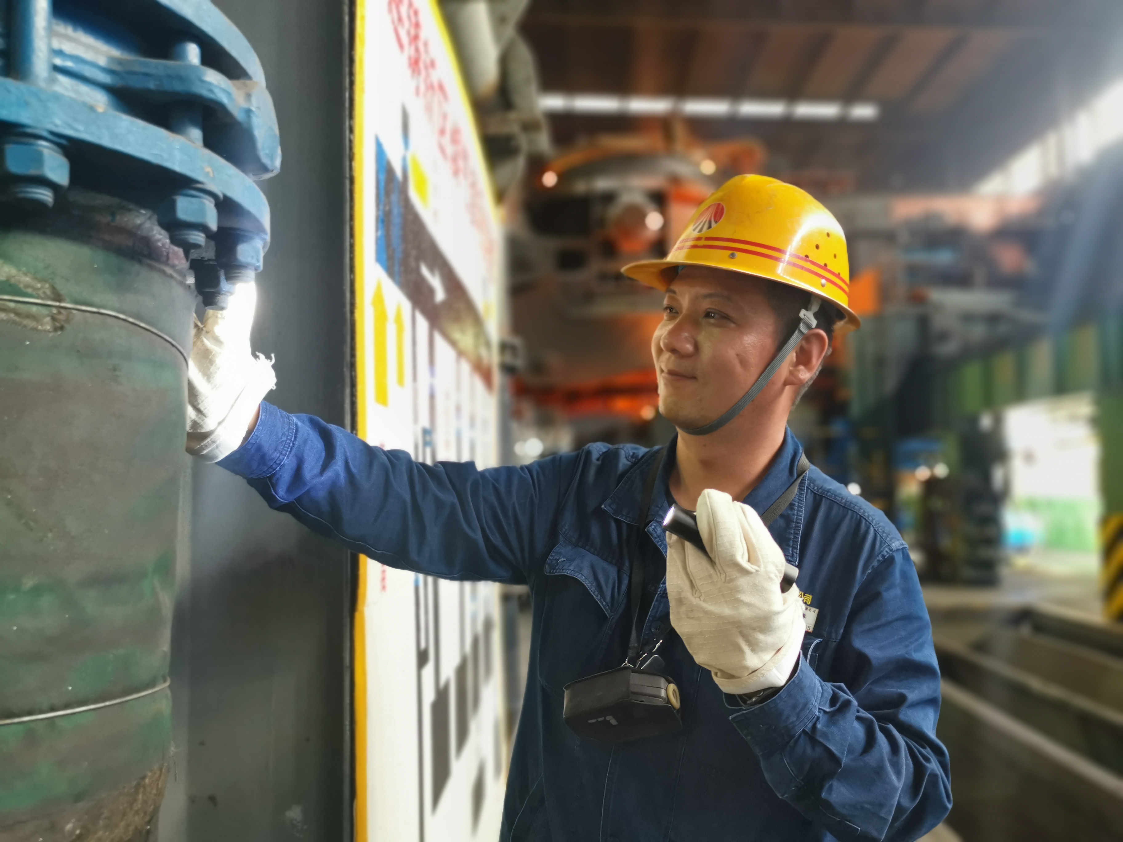 咔嚓!用奮斗定格青春模Young 咔嚓!用奮斗定格青春模Young