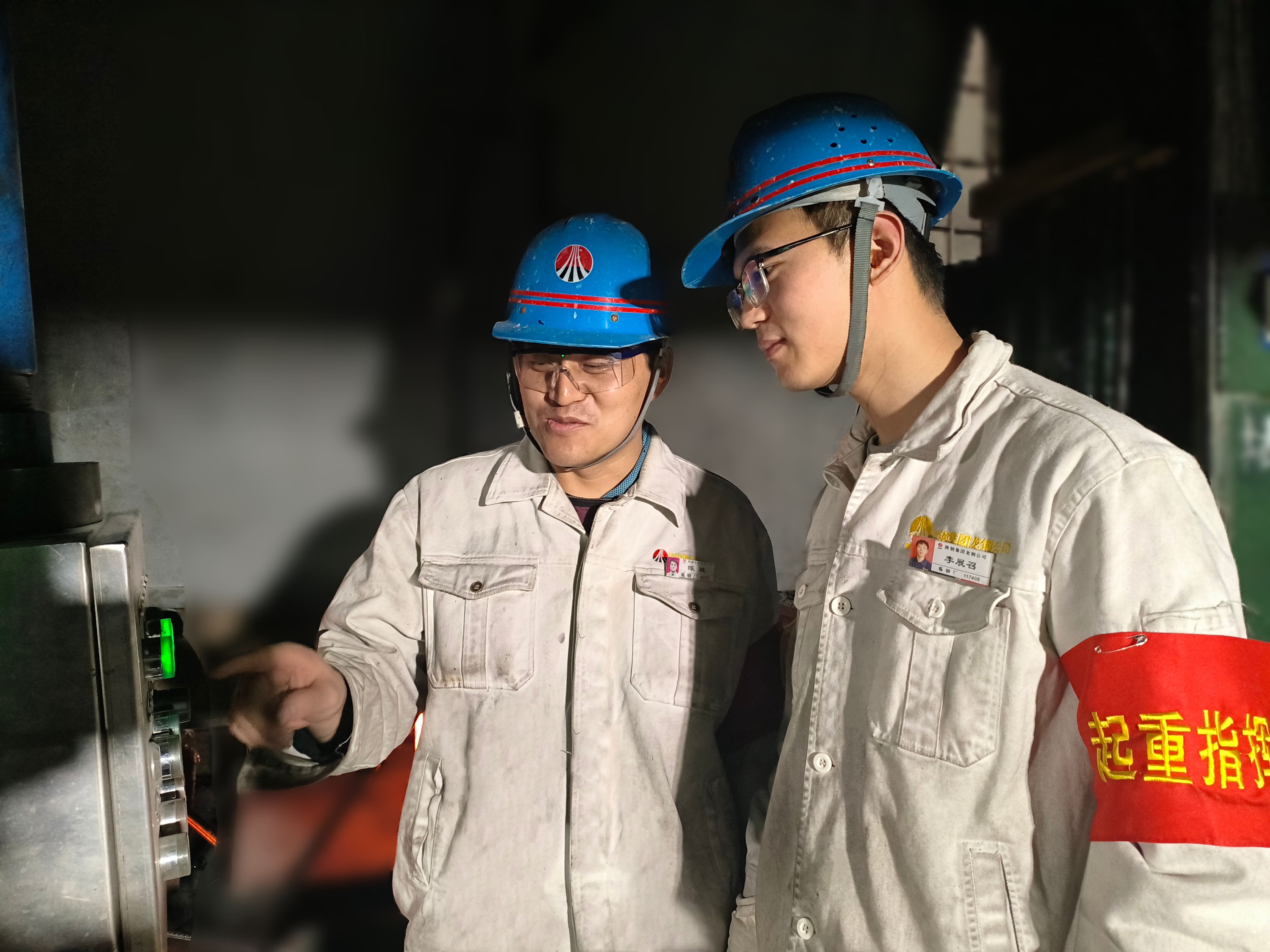 “活”力全開!青春就要當(dāng)“燃”不讓! “活”力全開!青春就要當(dāng)“燃”不讓!