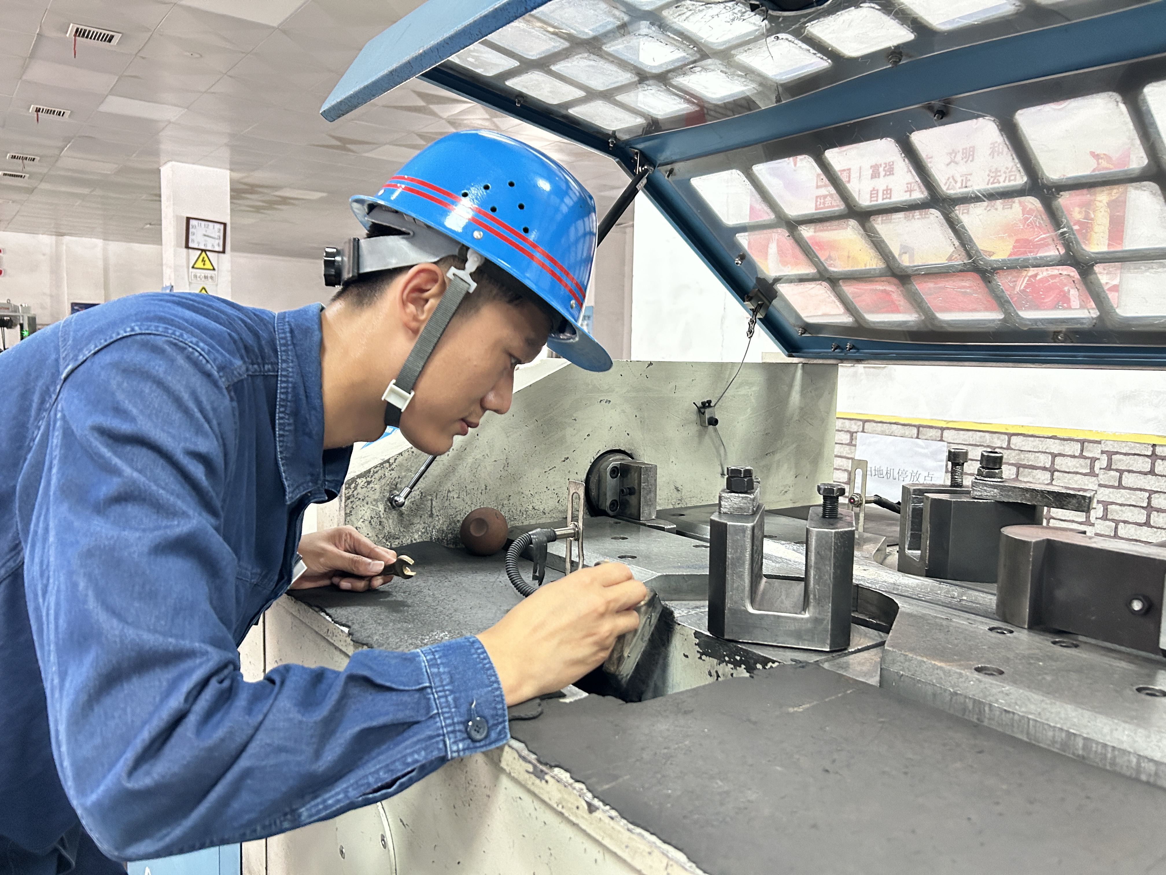 f(xi)ͬl(f) Ч(q)(dng)Ч