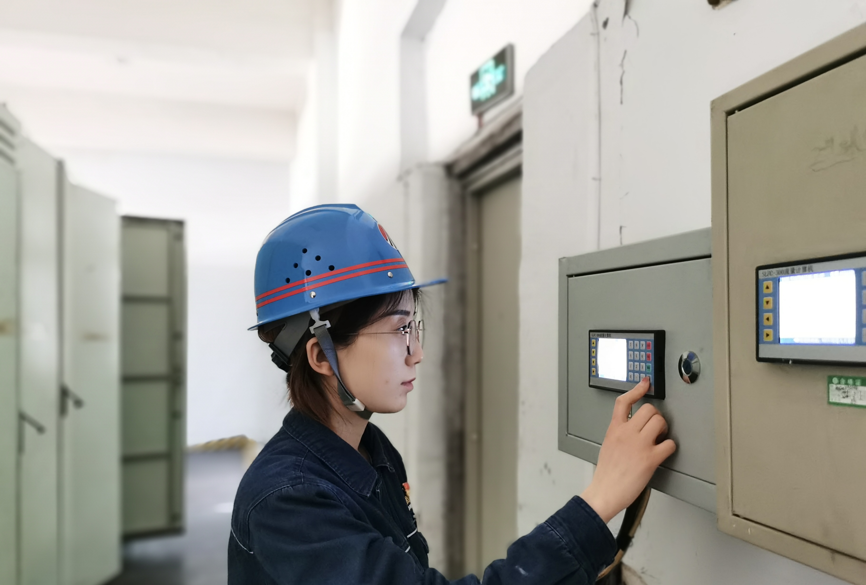 開局之戰,一群青年技術兵前來打卡! 開局之戰,一群青年技術兵前來打卡!