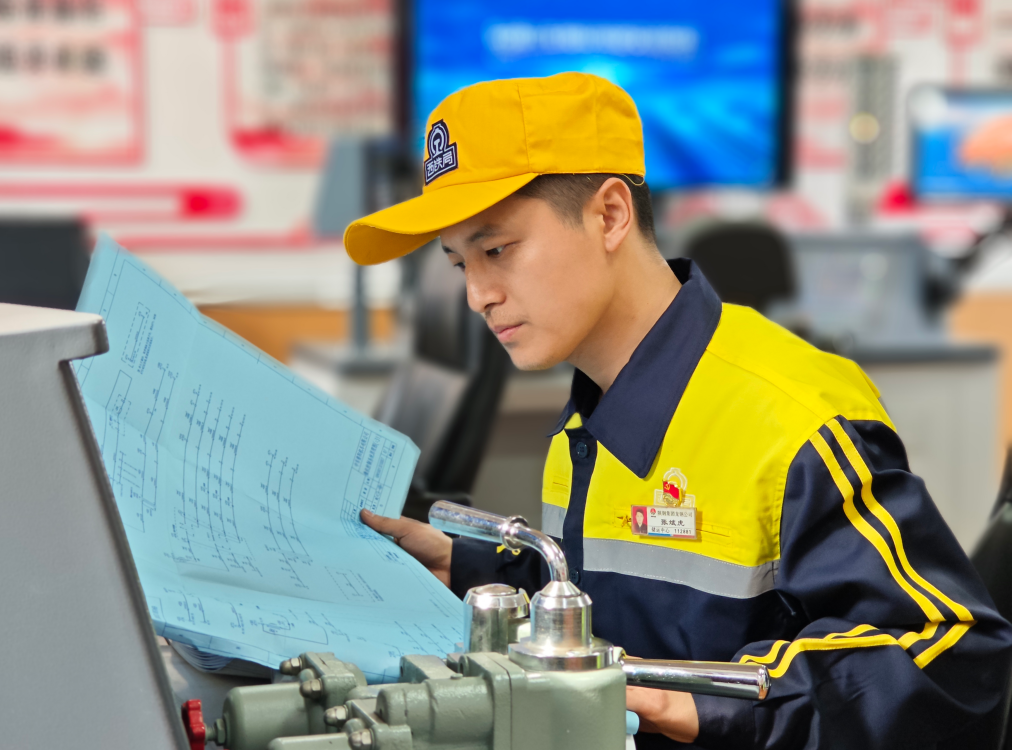 手上有絕活 心中有擔當 ——記陜西省技術能手張斌虎 手上有絕活 心中有擔當 ——記陜西省技術能手張斌虎