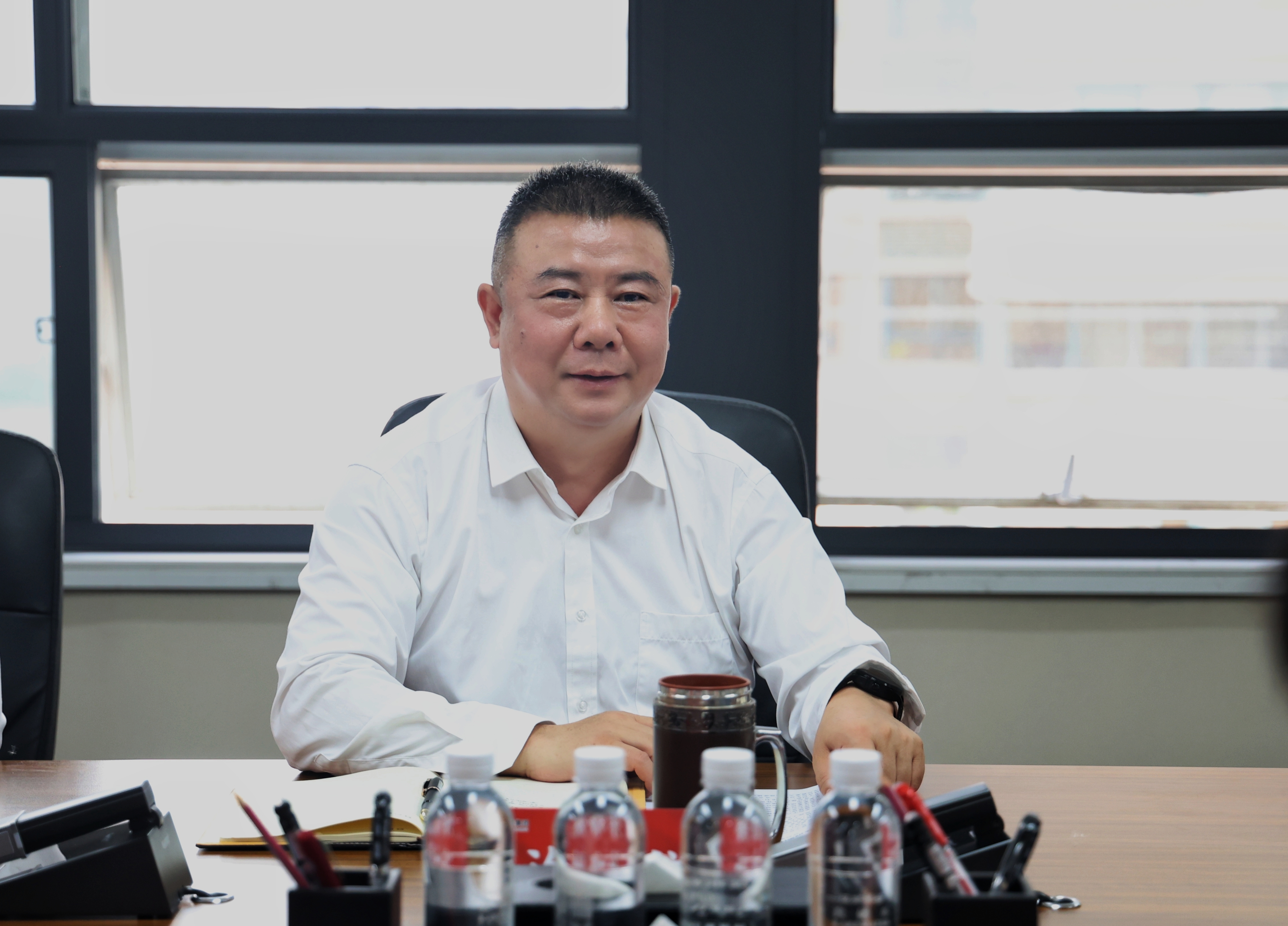 致敬勞模先進 凝聚榜樣力量——陜鋼集團召開勞模工匠座談會 致敬勞模先進 凝聚榜樣力量——陜鋼集團召開勞模工匠座談會