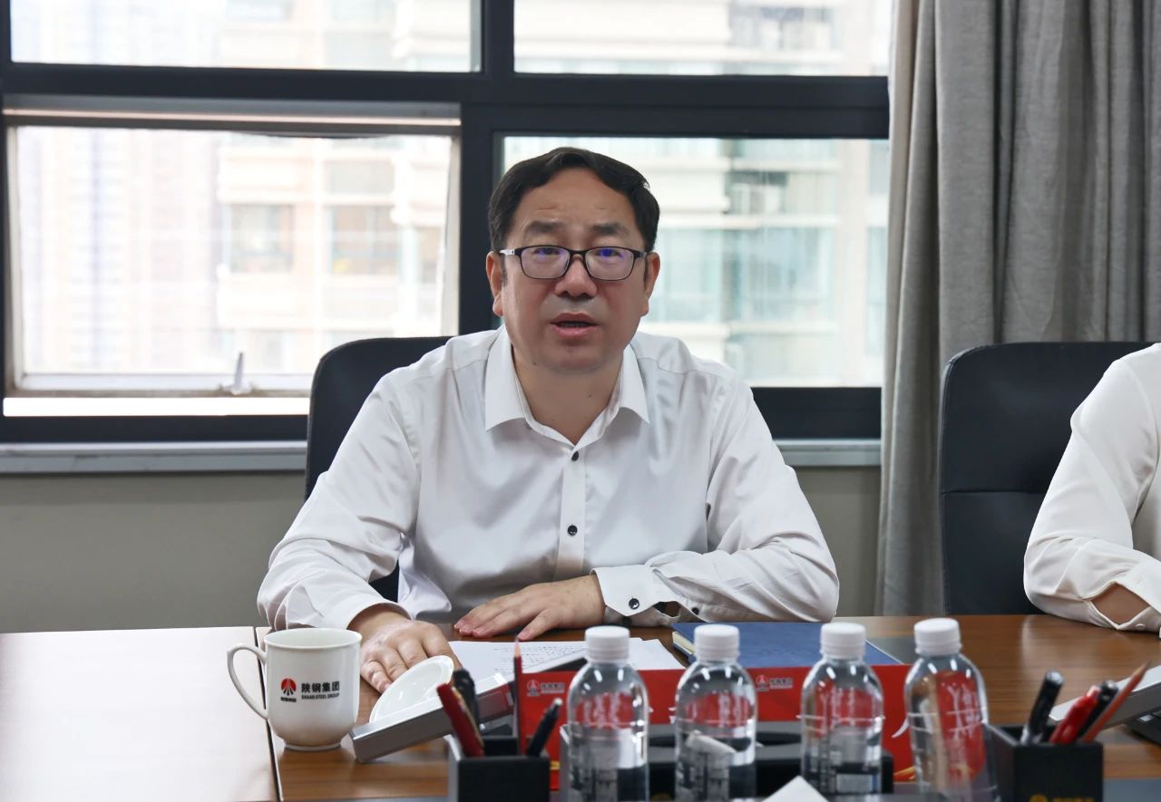 致敬勞模先進 凝聚榜樣力量——陜鋼集團召開勞模工匠座談會 致敬勞模先進 凝聚榜樣力量——陜鋼集團召開勞模工匠座談會