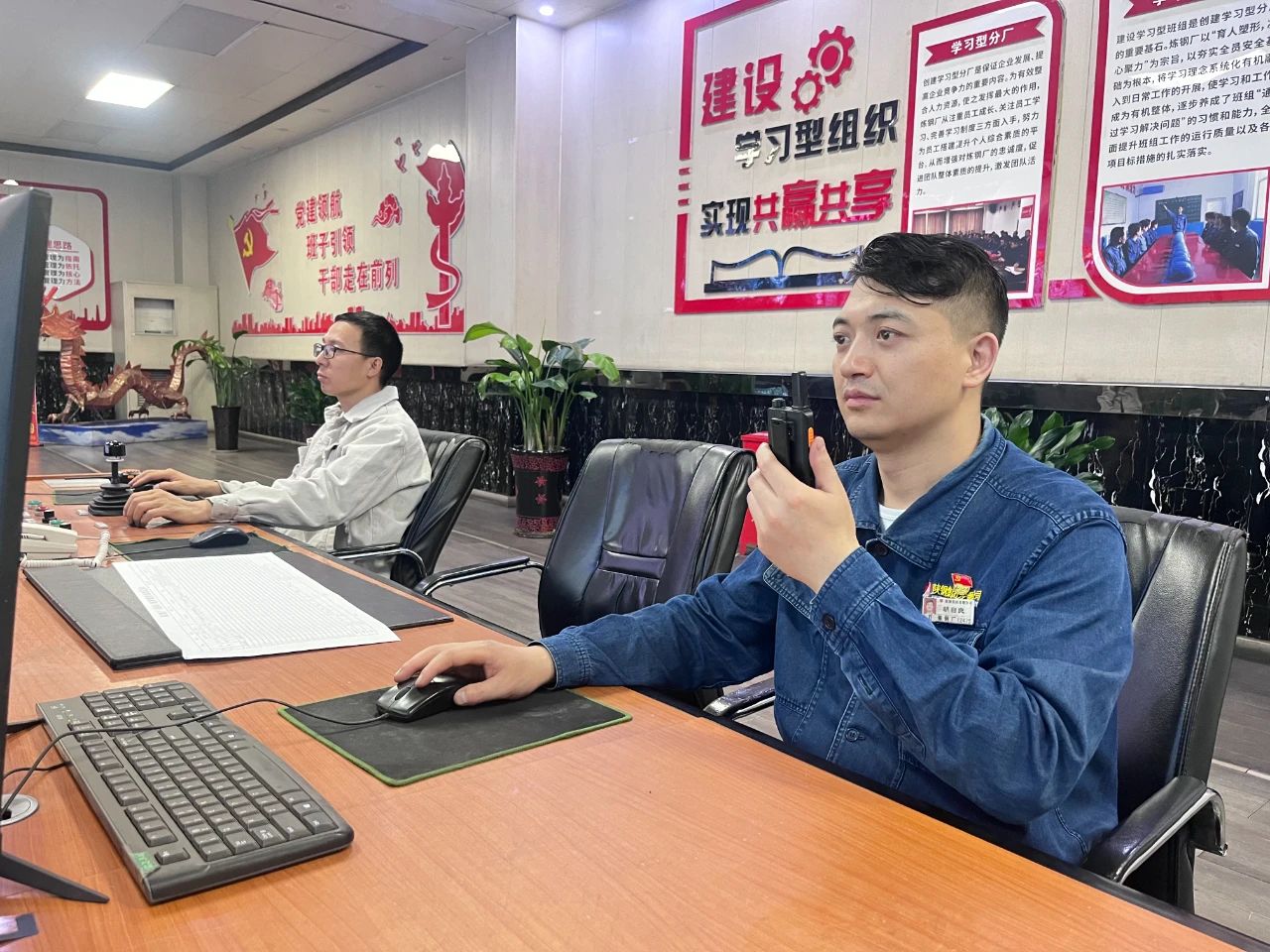 安全守護“不打烊” 堅守崗位顯擔(dān)當(dāng) 安全守護“不打烊” 堅守崗位顯擔(dān)當(dāng)