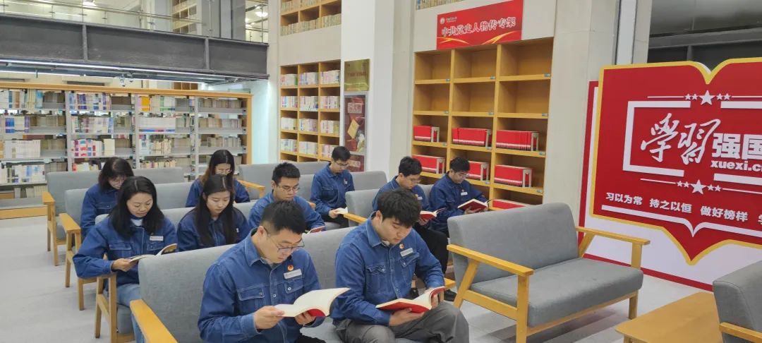 陜鋼集團(tuán)團(tuán)委開(kāi)展“激揚(yáng)青春之力 奮斗正當(dāng)其時(shí)”紀(jì)念“五四”運(yùn)動(dòng)105周年系列活動(dòng) 陜鋼集團(tuán)團(tuán)委開(kāi)展“激揚(yáng)青春之力 奮斗正當(dāng)其時(shí)”紀(jì)念“五四”運(yùn)動(dòng)105周年系列活動(dòng)