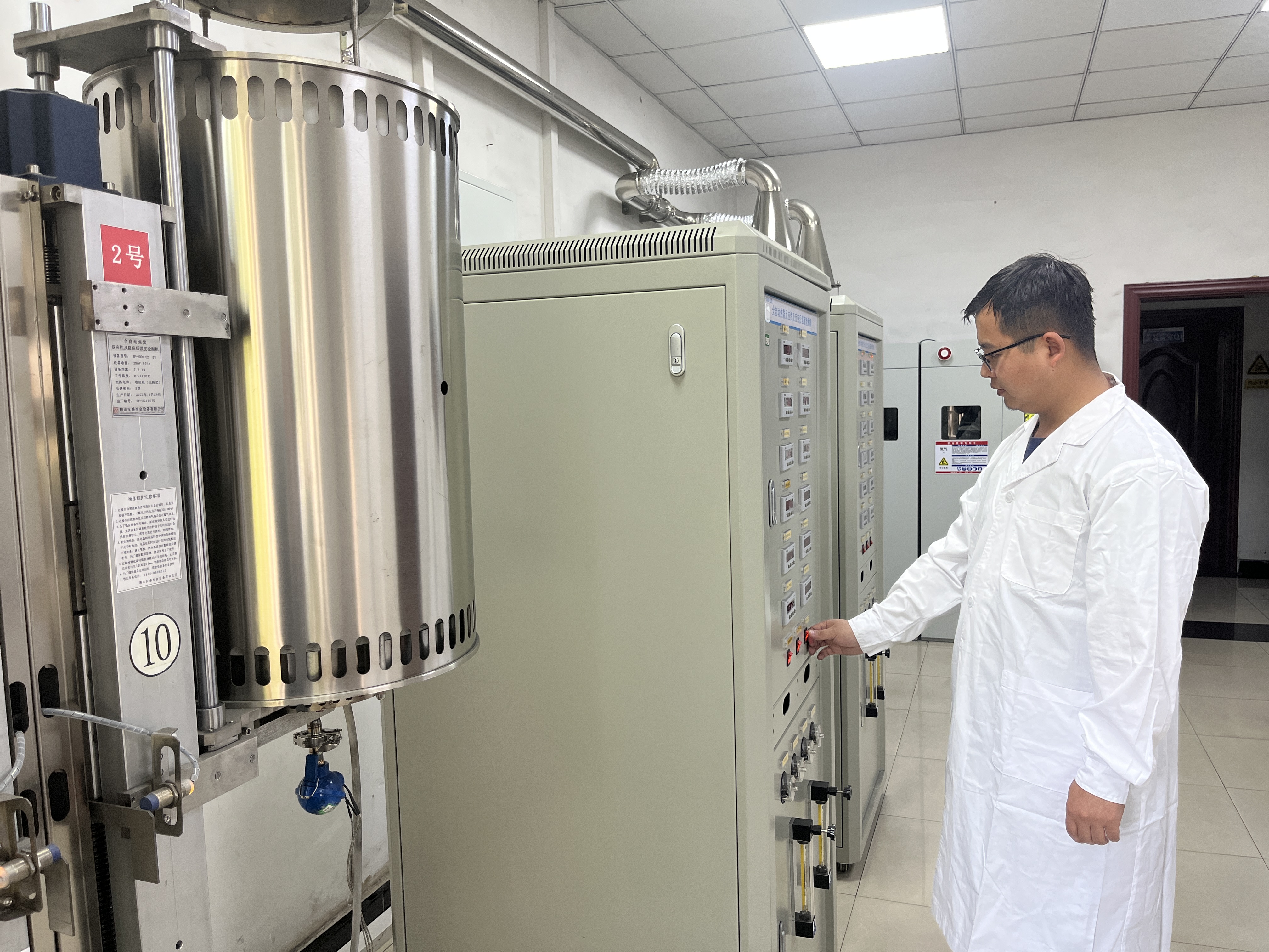 精準培植 引領人才發展“浪潮” 精準培植 引領人才發展“浪潮”