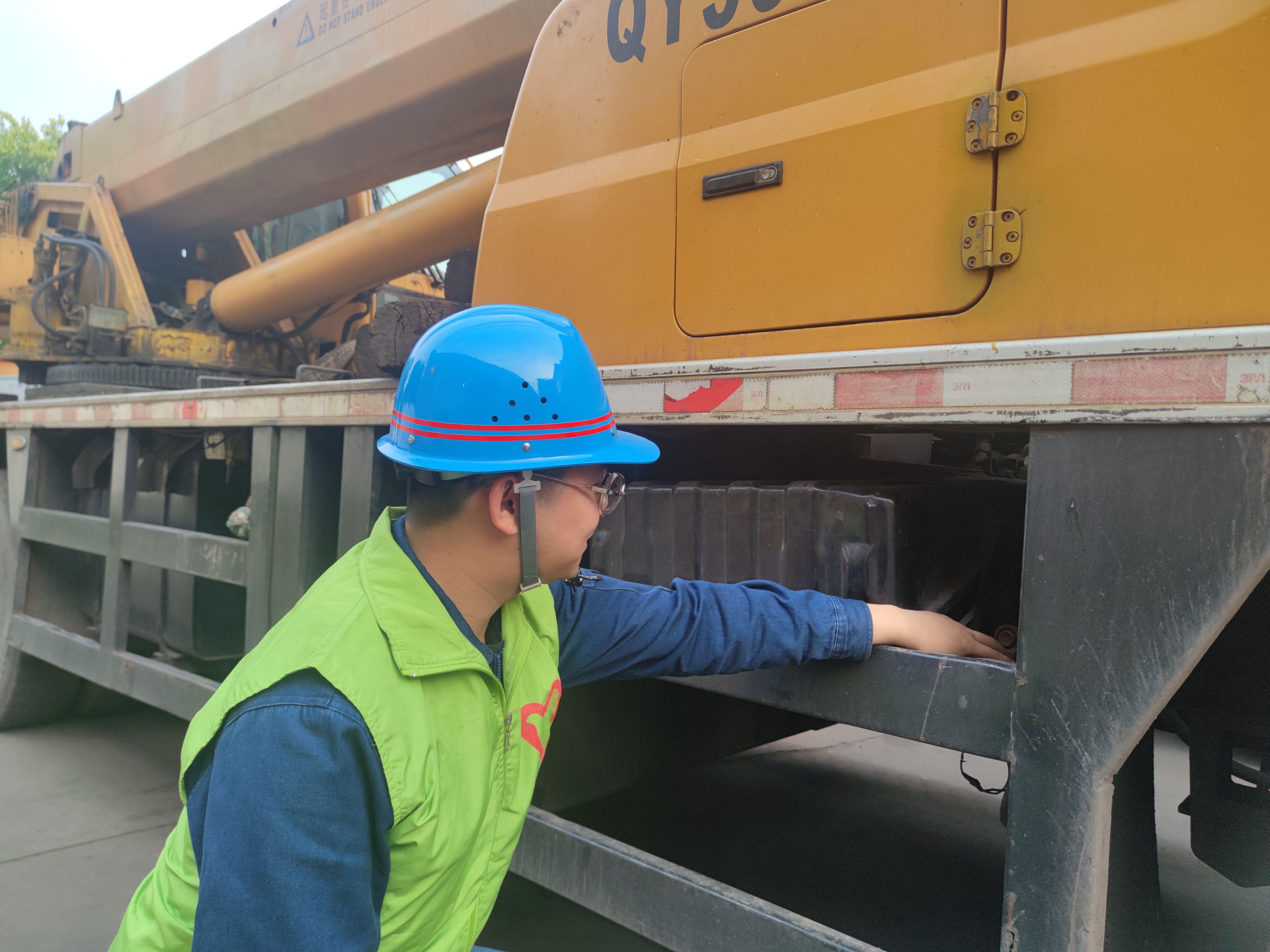 安全生產 青年當先 ——龍鋼公司團委扎實開展“安全生產月”活動 安全生產 青年當先 ——龍鋼公司團委扎實開展“安全生產月”活動