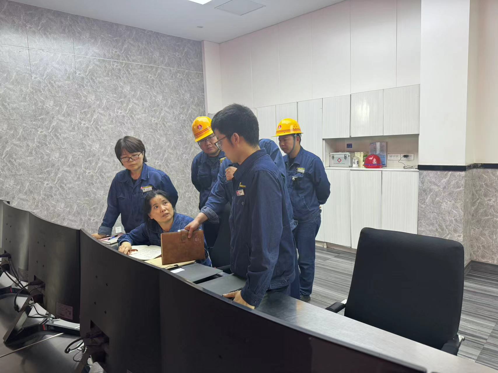 聚焦精簡臺賬 提升工作質效 聚焦精簡臺賬 提升工作質效