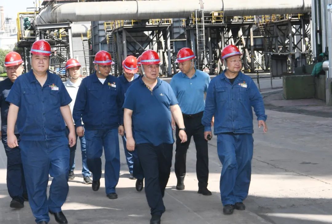 許曉增到龍鋼公司進行節前安全檢查 許曉增到龍鋼公司進行節前安全檢查