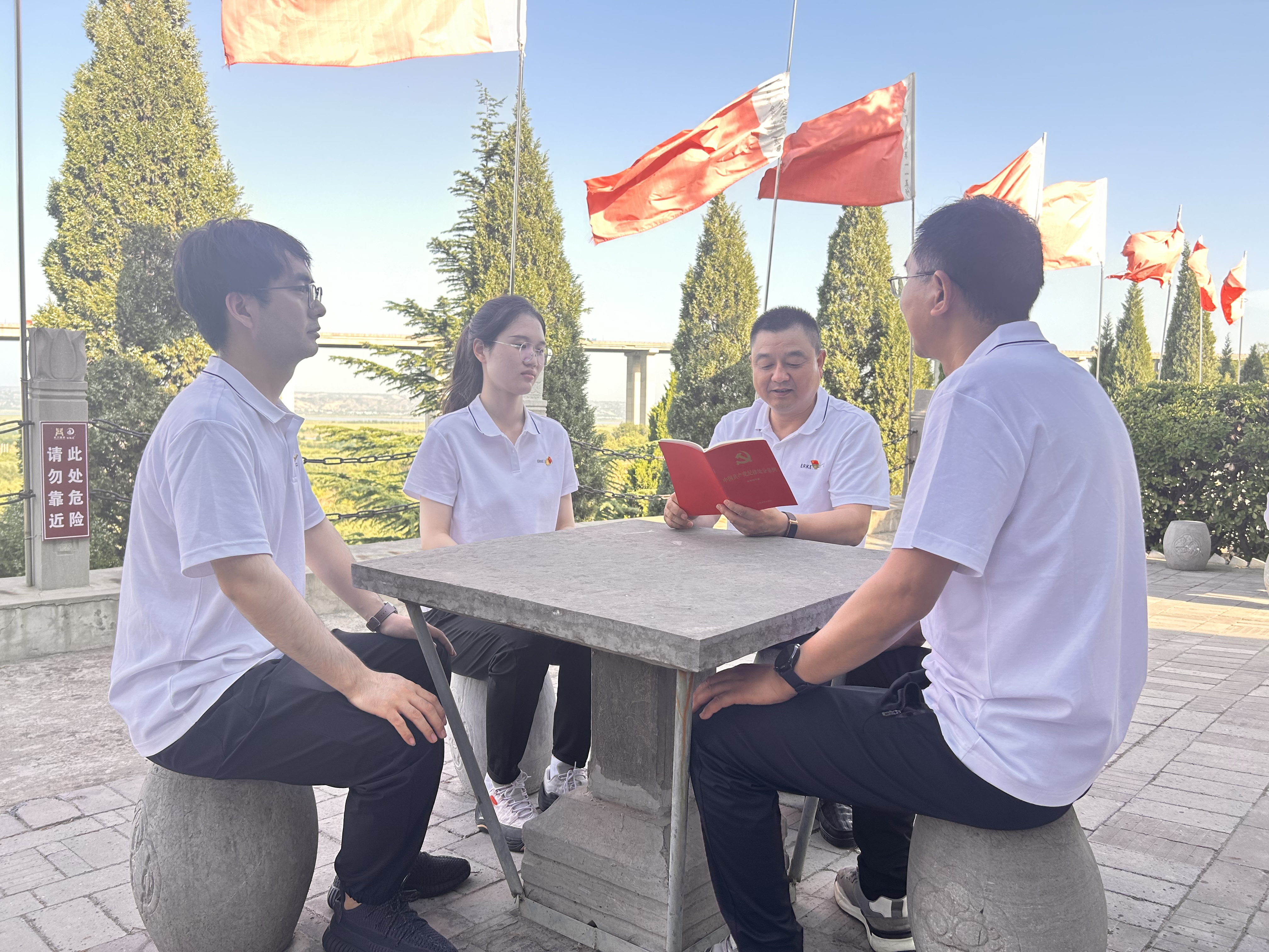 四個聚焦 推進黨員教育走深走實 四個聚焦 推進黨員教育走深走實