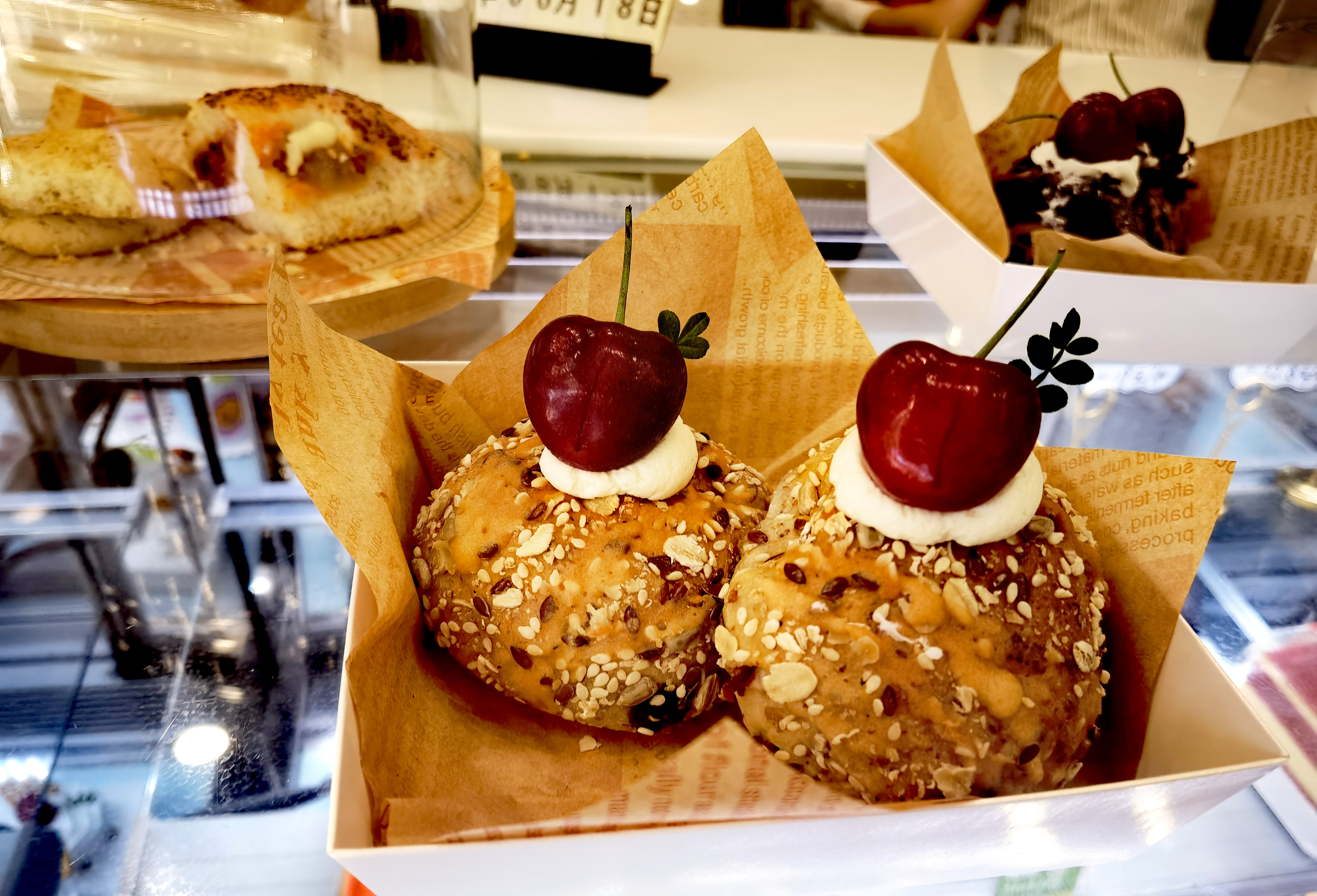 客流大漲 業(yè)績(jī)攀升 ——且看禹龍麥香烘焙坊如何打出經(jīng)營(yíng)“組合拳” 客流大漲 業(yè)績(jī)攀升 ——且看禹龍麥香烘焙坊如何打出經(jīng)營(yíng)“組合拳”