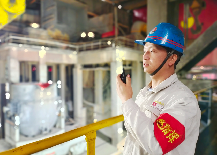 承壓奮進 靶向發力 擂響決戰四季度戰鼓 承壓奮進 靶向發力 擂響決戰四季度戰鼓