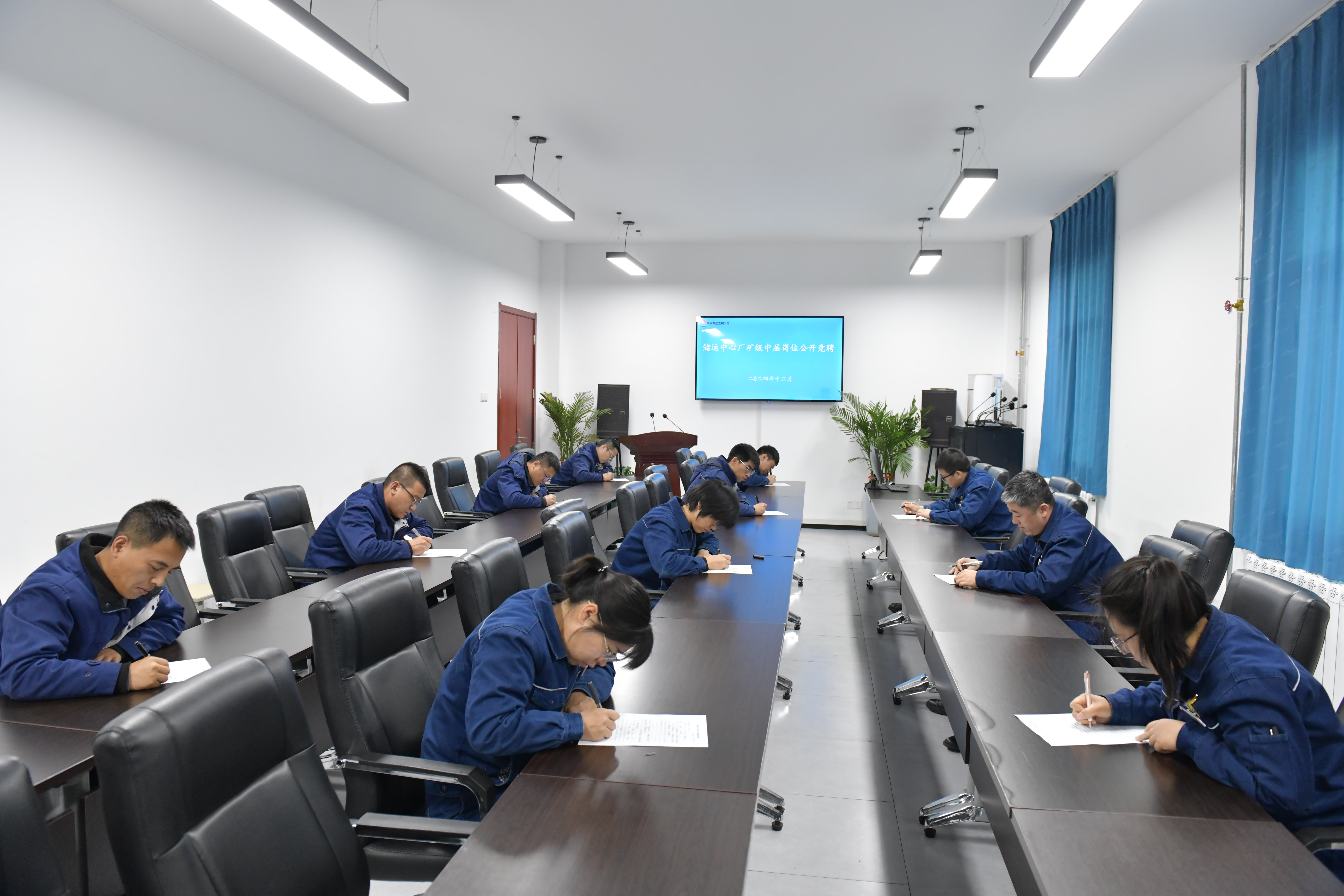 “硬核”擔(dān)當(dāng) 生產(chǎn)保供成績(jī)亮眼 “硬核”擔(dān)當(dāng) 生產(chǎn)保供成績(jī)亮眼