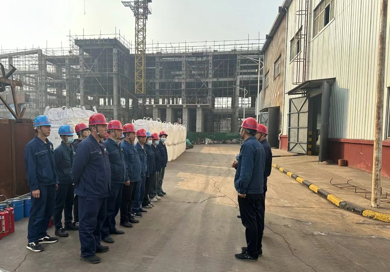 龍鋼集團:干字當頭 只爭朝夕 以奮斗姿態開好局 龍鋼集團:干字當頭 只爭朝夕 以奮斗姿態開好局