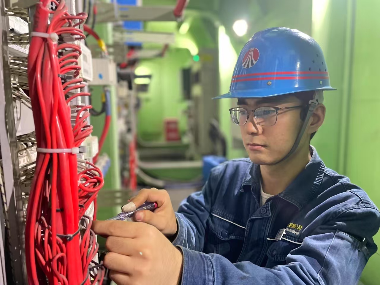 創(chuàng)新育才“組合拳” 打造人才“夢(mèng)之隊(duì)” 創(chuàng)新育才“組合拳” 打造人才“夢(mèng)之隊(duì)”