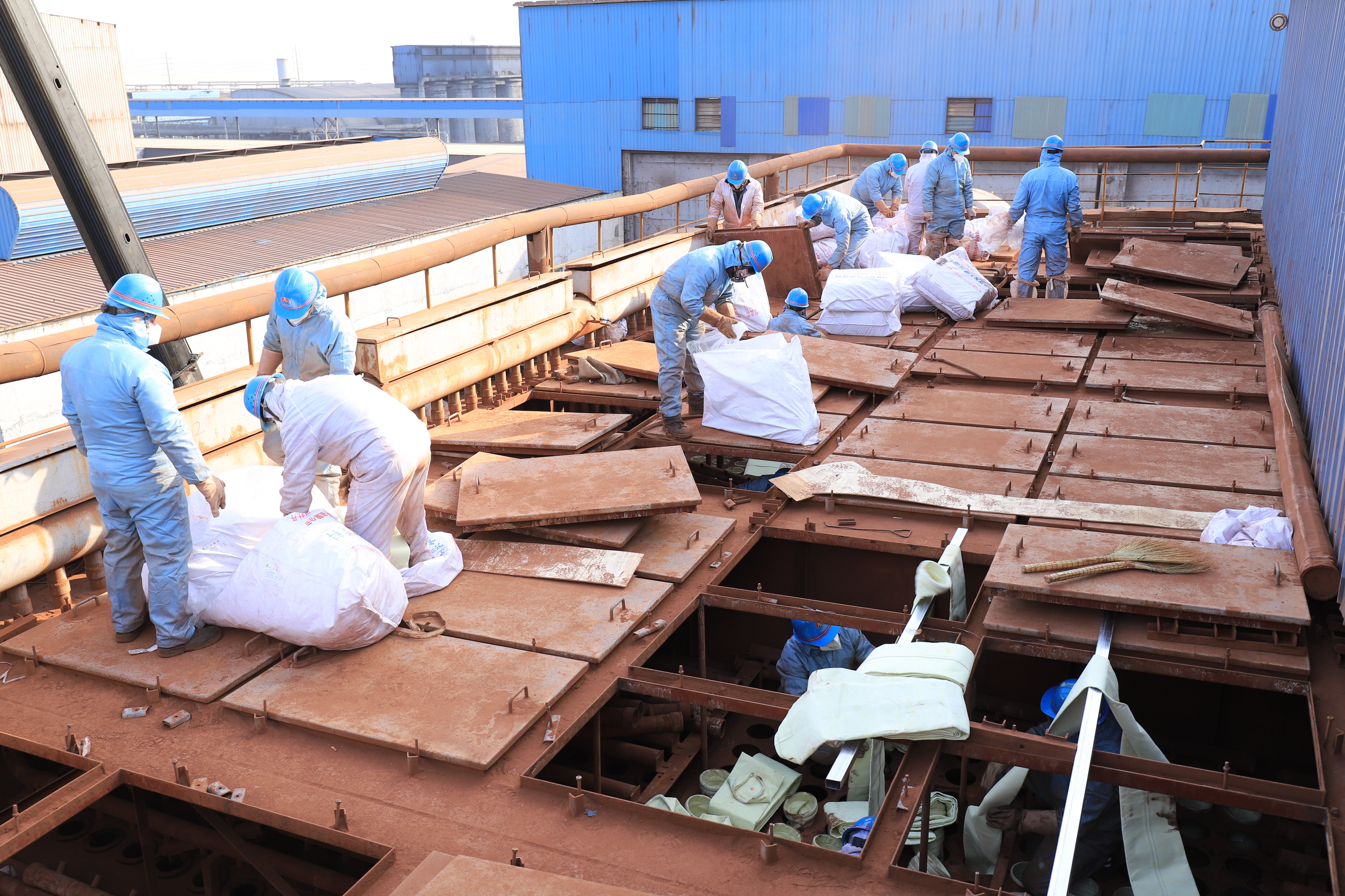 交出首月新答卷 奮戰首季開門紅 交出首月新答卷 奮戰首季開門紅