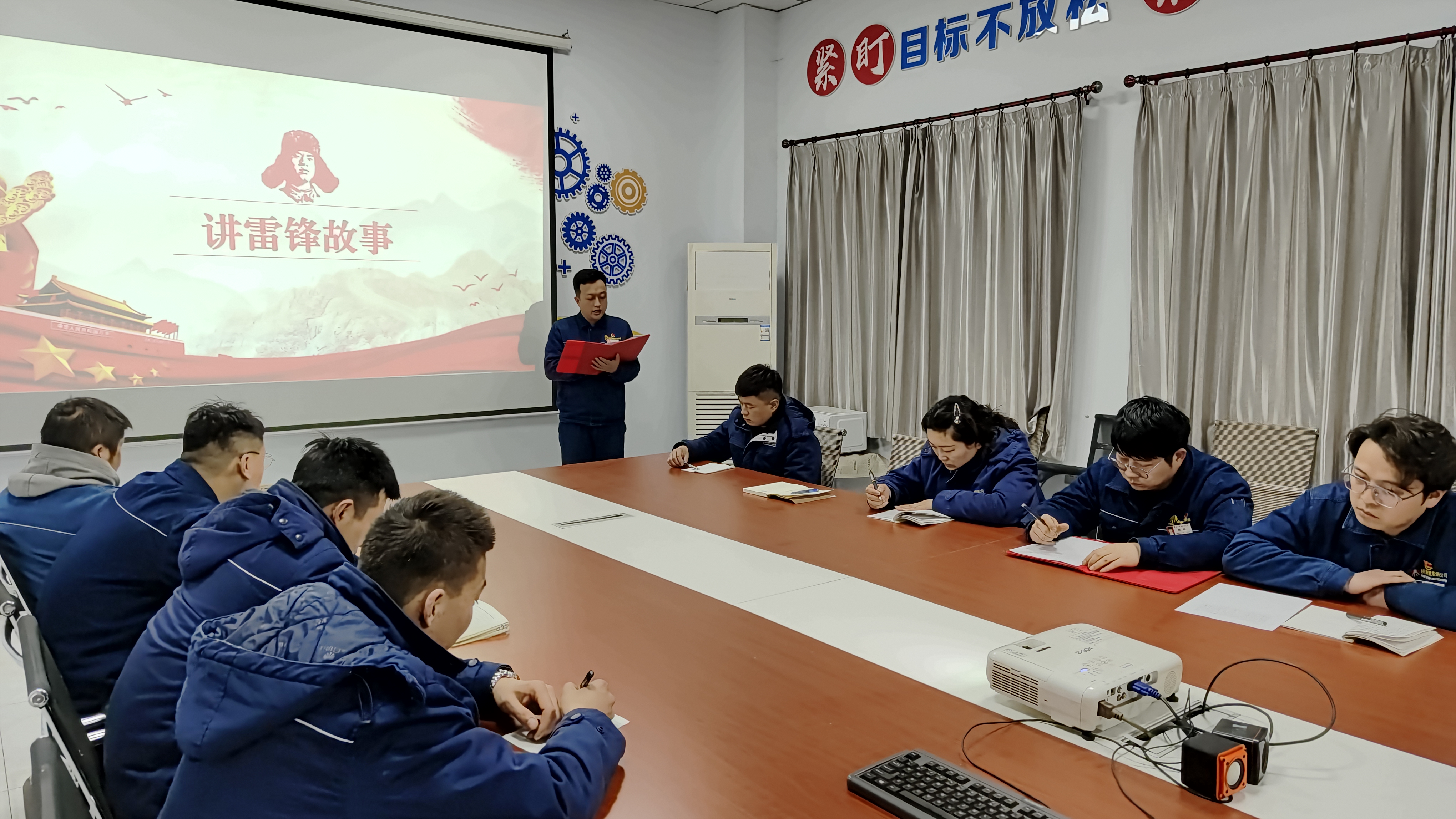 學雷鋒新時代文明實踐活動溫暖上線 學雷鋒新時代文明實踐活動溫暖上線