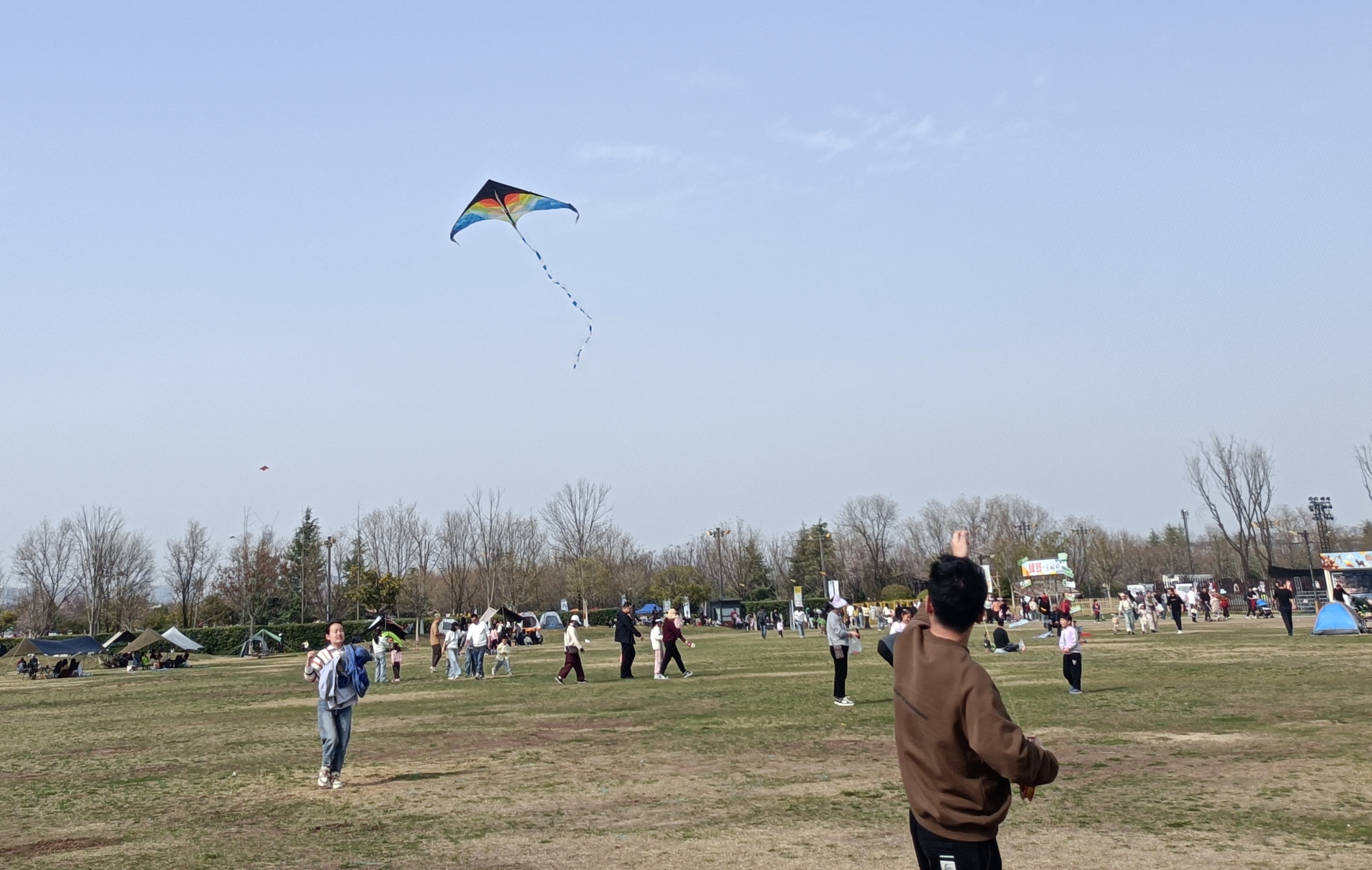 昆明池畔,風箏與時光共舞 昆明池畔,風箏與時光共舞