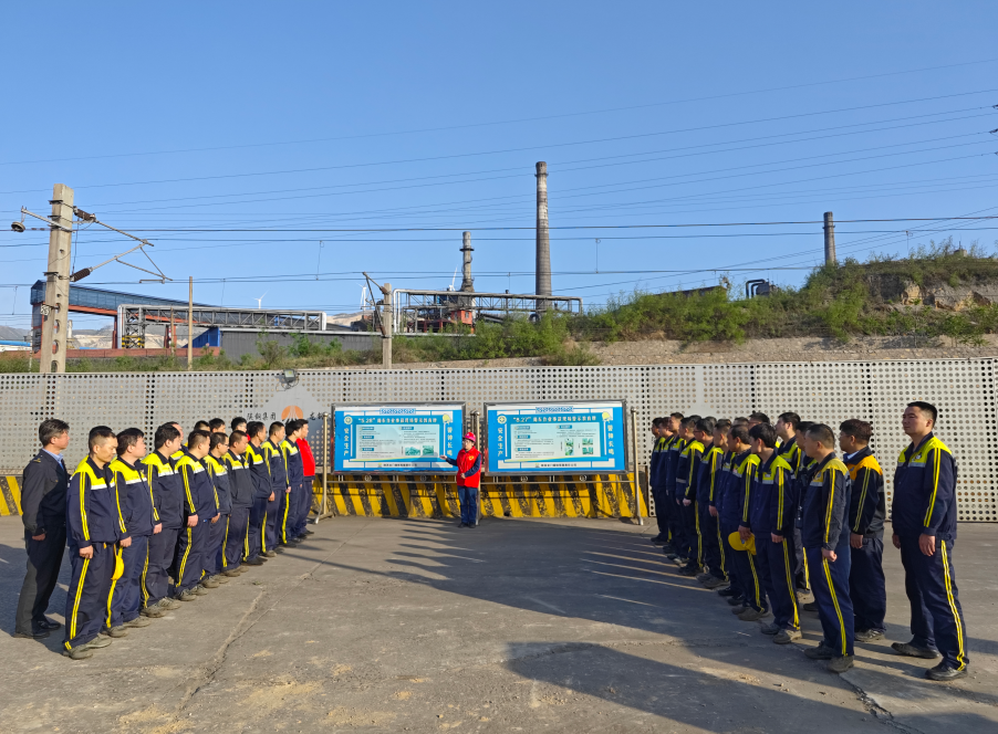 “青力”護航 安全同行 “青力”護航 安全同行