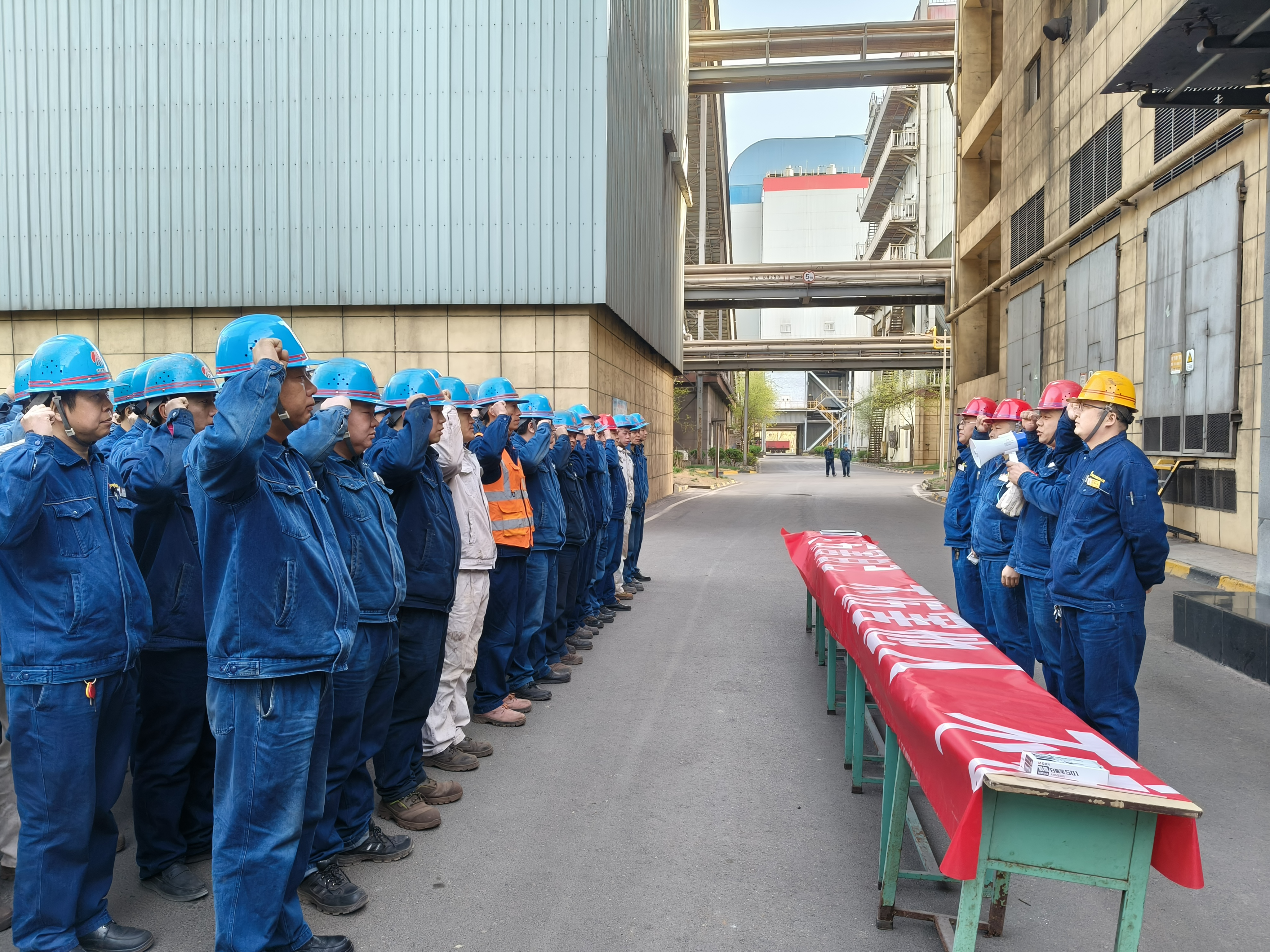 “四維”防線 筑牢安全壁壘 “四維”防線 筑牢安全壁壘