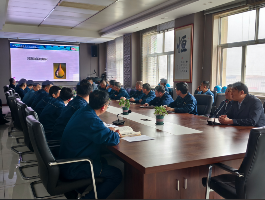 淬火成鋼鑄鐵軍 實干礪劍破困局 淬火成鋼鑄鐵軍 實干礪劍破困局