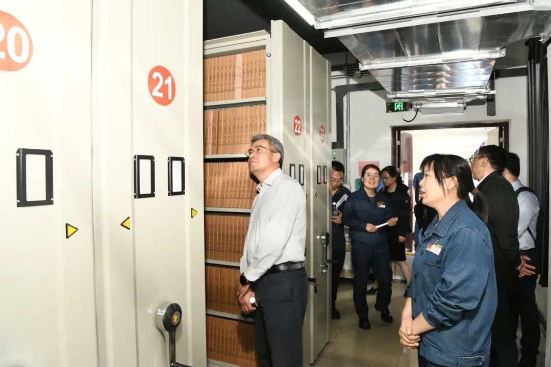 中國鋼鐵工業協會蘇長永一行到陜鋼集團專題調研檔案工作 中國鋼鐵工業協會蘇長永一行到陜鋼集團專題調研檔案工作