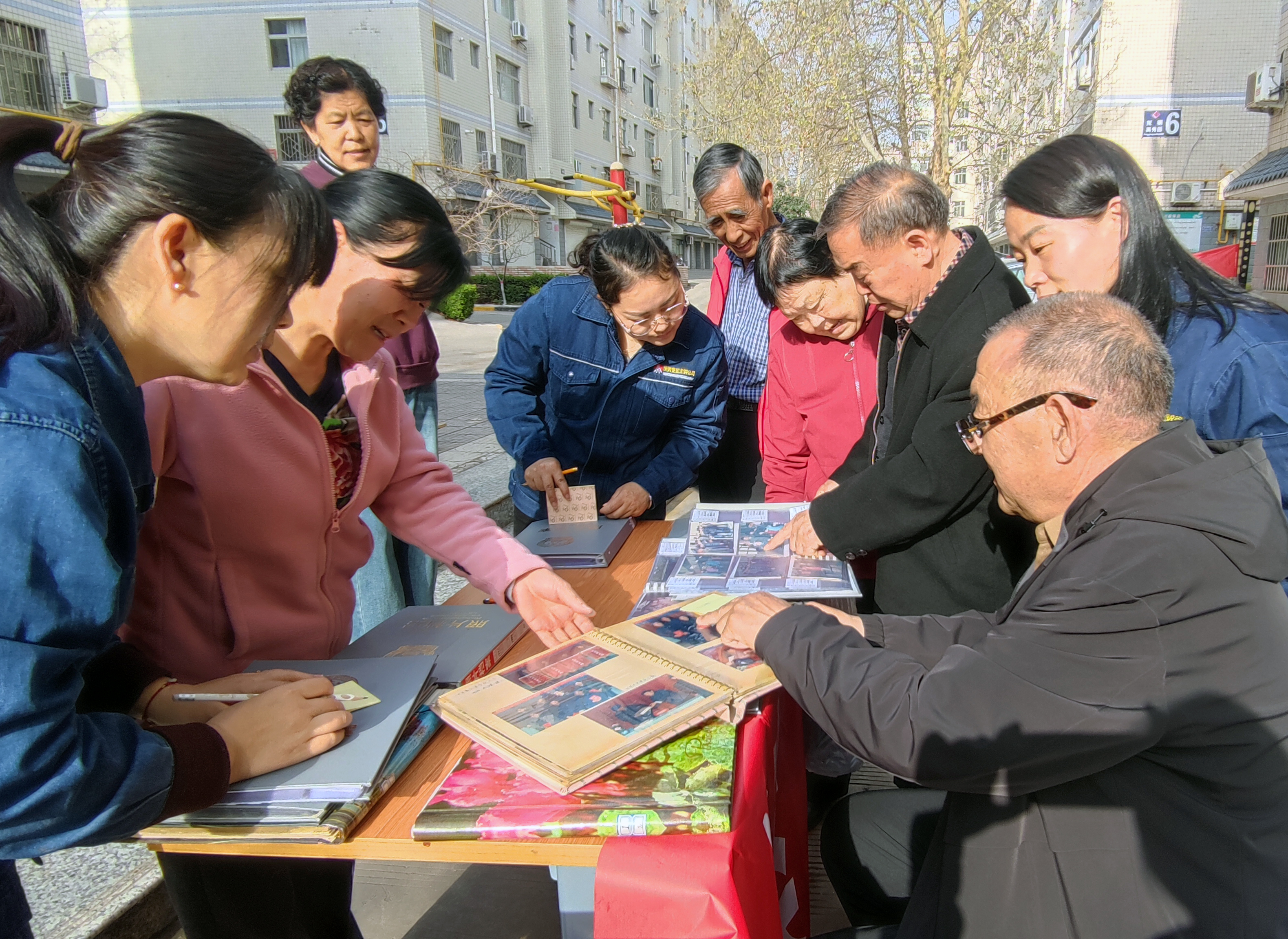 追溯歷史記憶 凝聚發展力量 追溯歷史記憶 凝聚發展力量