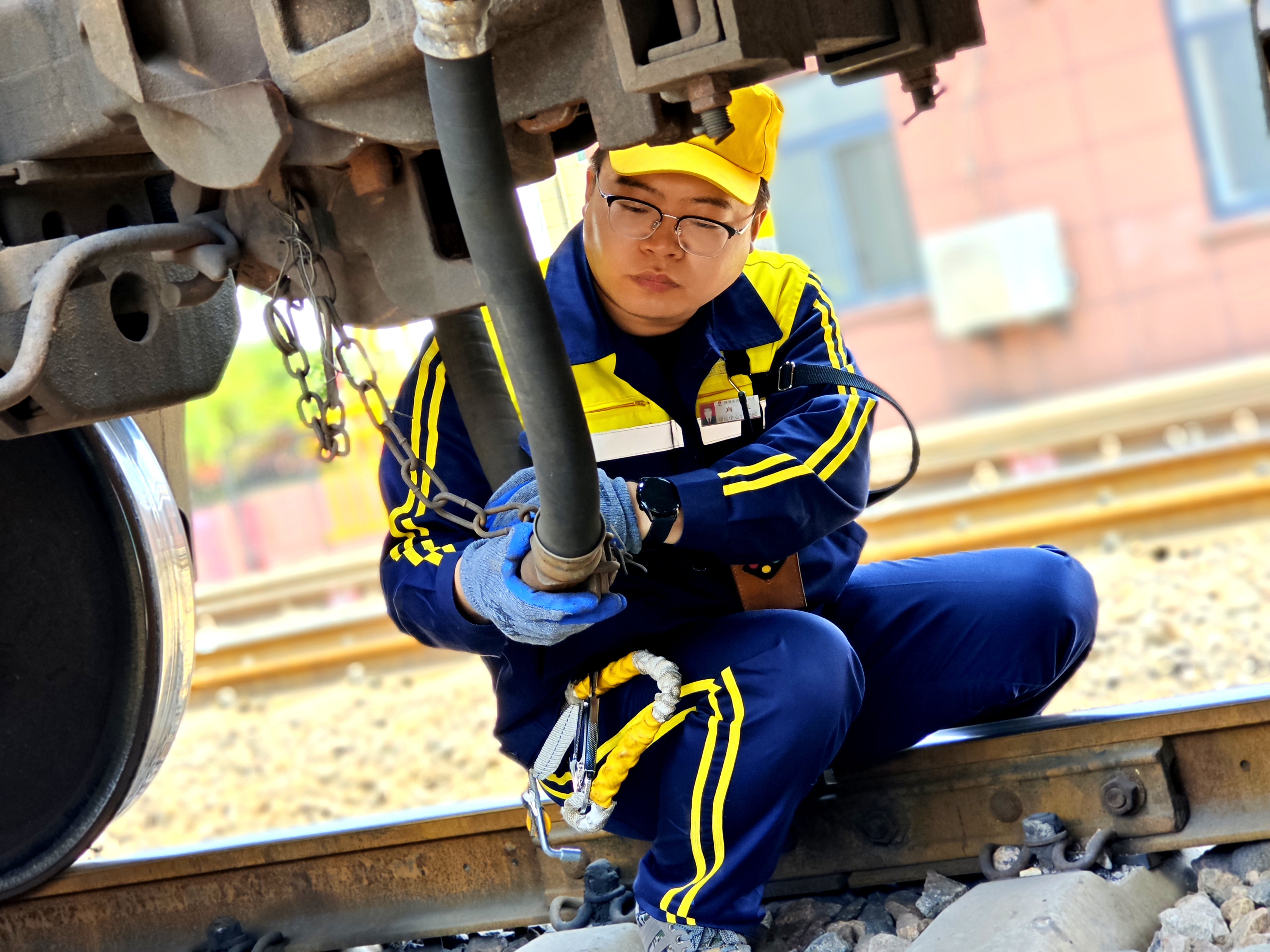 熱浪淬青春 青年顯擔當——龍鋼公司一線職工高溫堅守掠影 熱浪淬青春 青年顯擔當——龍鋼公司一線職工高溫堅守掠影