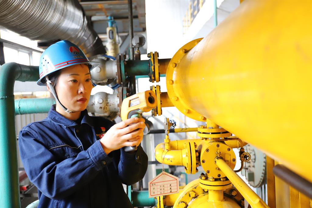 錘煉“硬作風(fēng)” 以降本“支點(diǎn)”撬動(dòng)增效“杠桿” 錘煉“硬作風(fēng)” 以降本“支點(diǎn)”撬動(dòng)增效“杠桿”